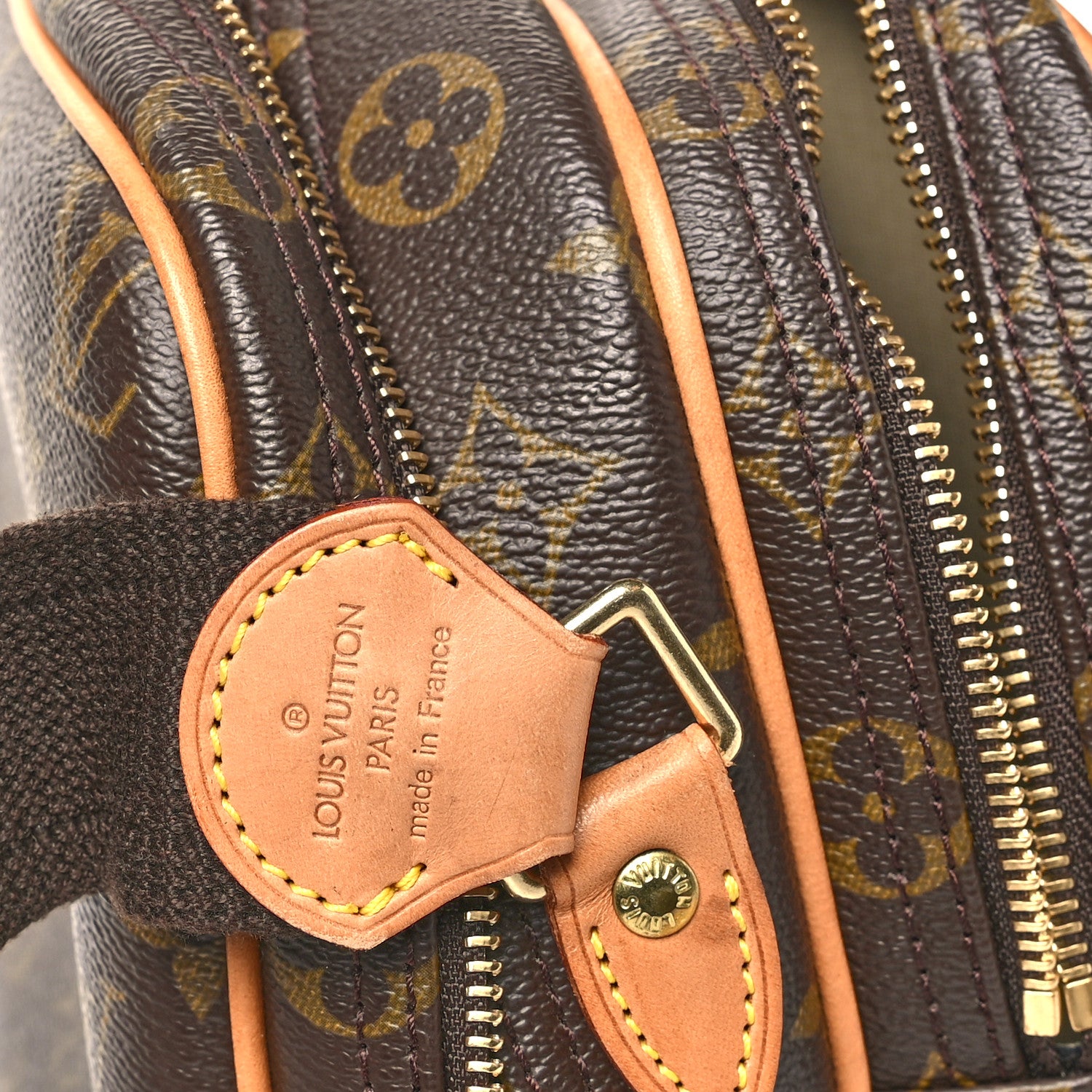 Louis Vuitton Monogram Reporter PM 8 of 10