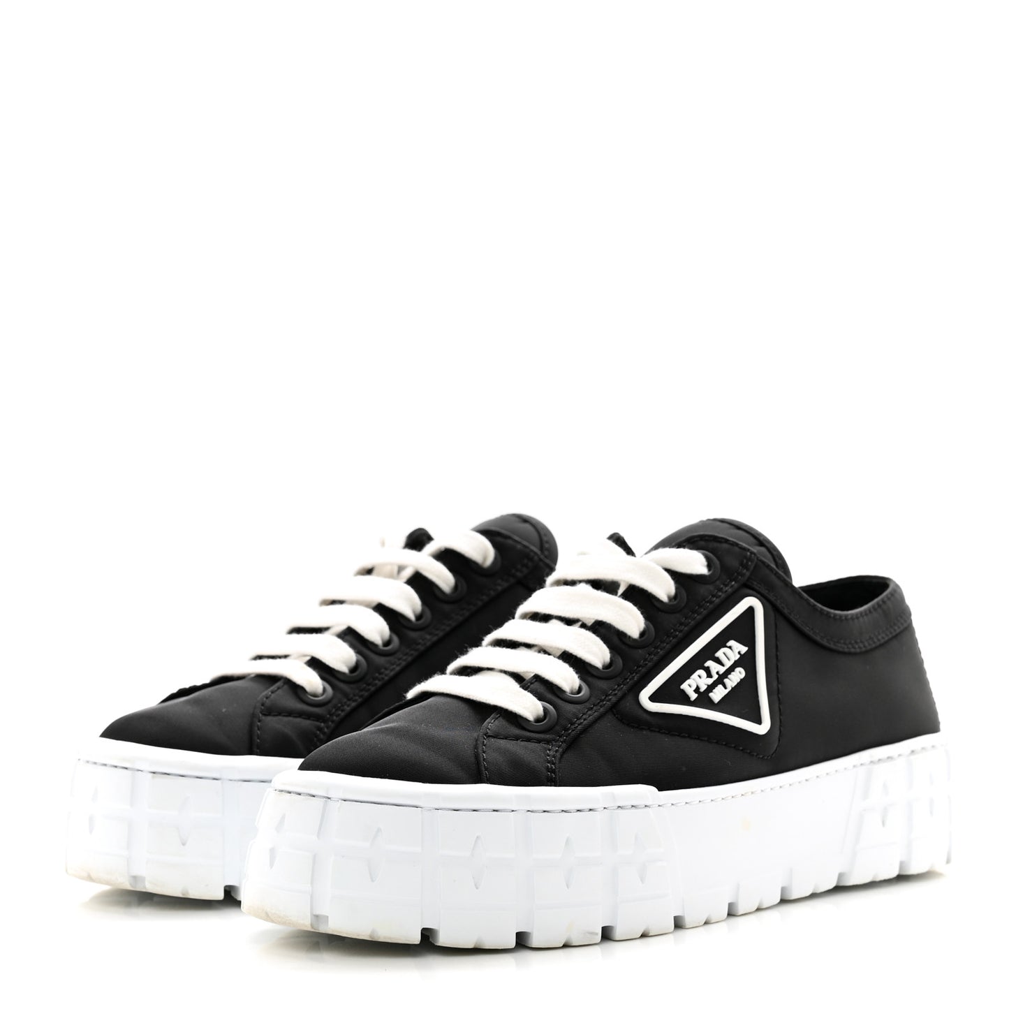 Re-Nylon Gabardine Triangle Logo Double Wheel 50mm Sneakers 38.5 Black