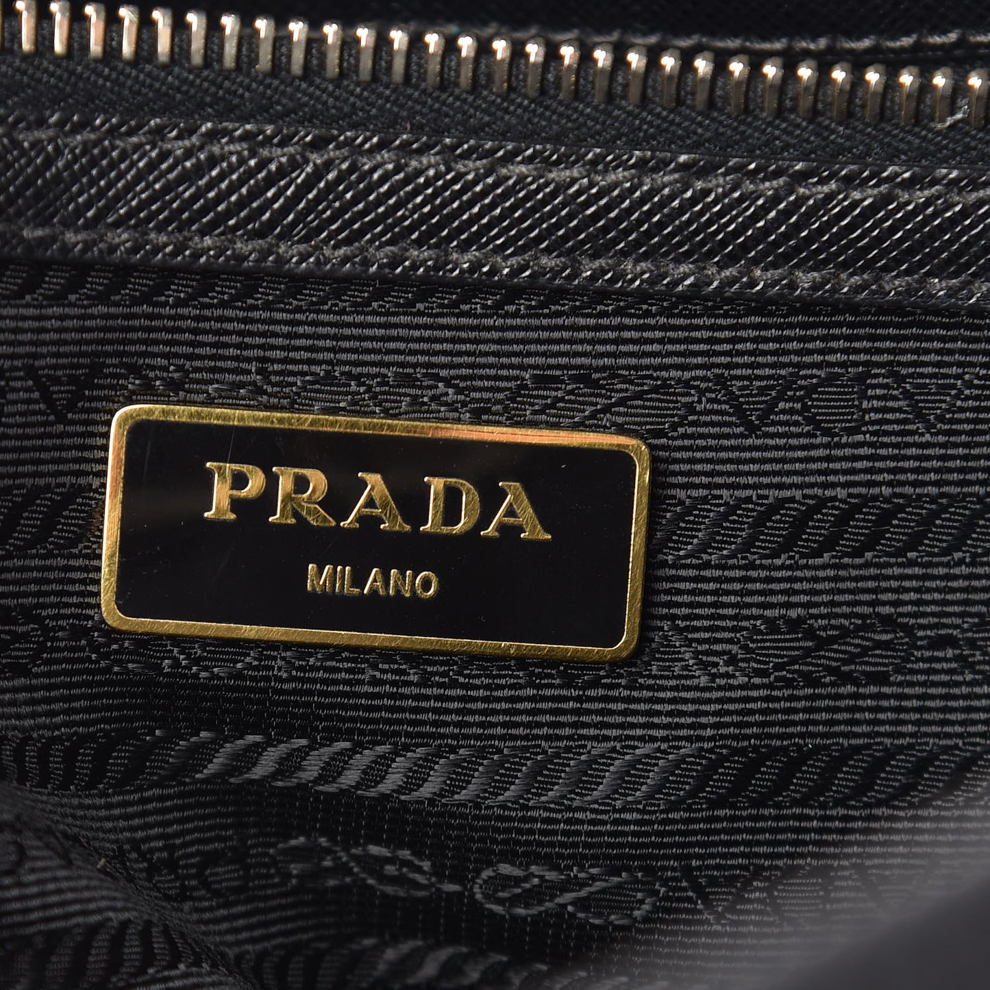 Saffiano Lux Extra Large Galleria Double Zip Tote Black