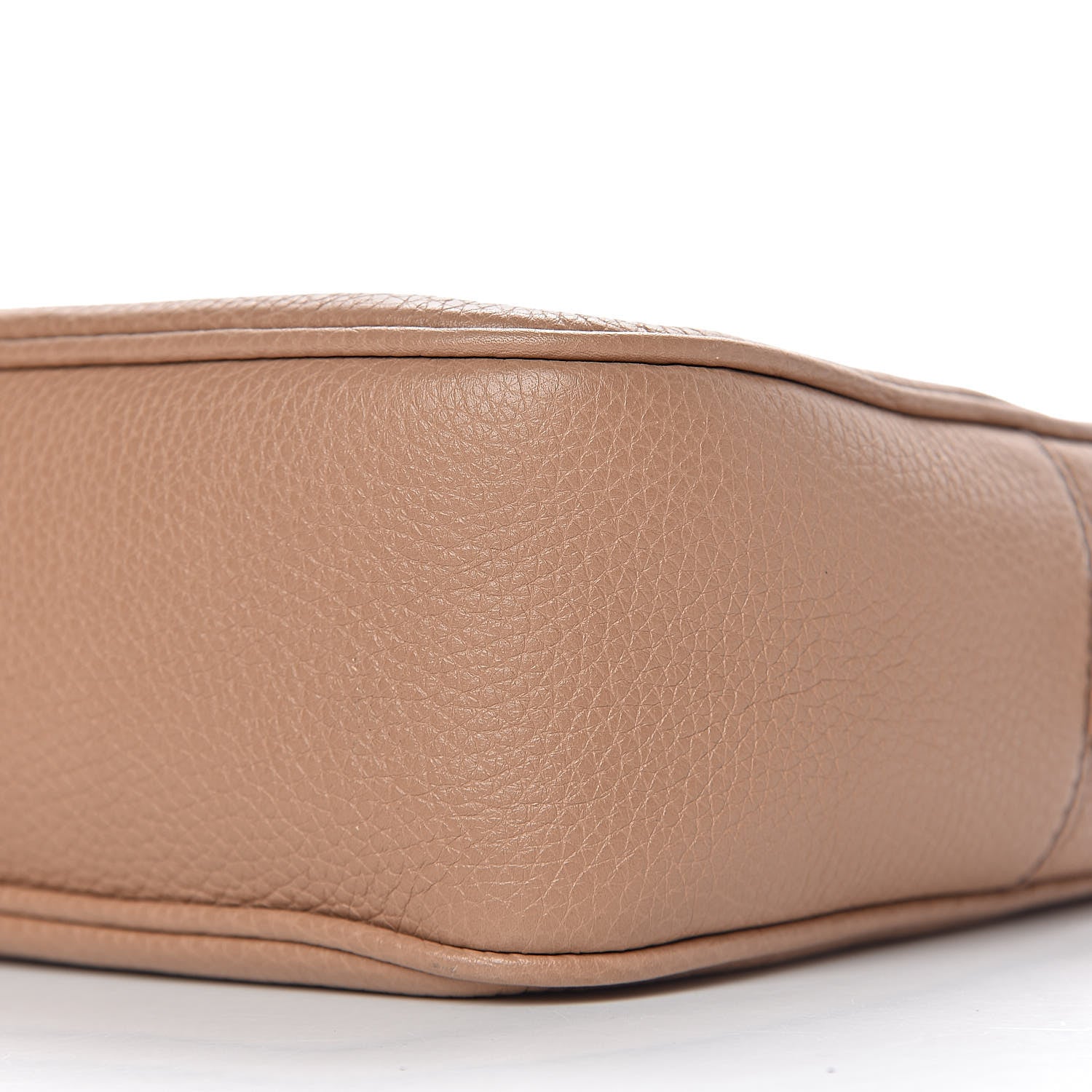 Gucci Pebbled Calfskin Small Soho Disco Bag Camelia 9 of 10