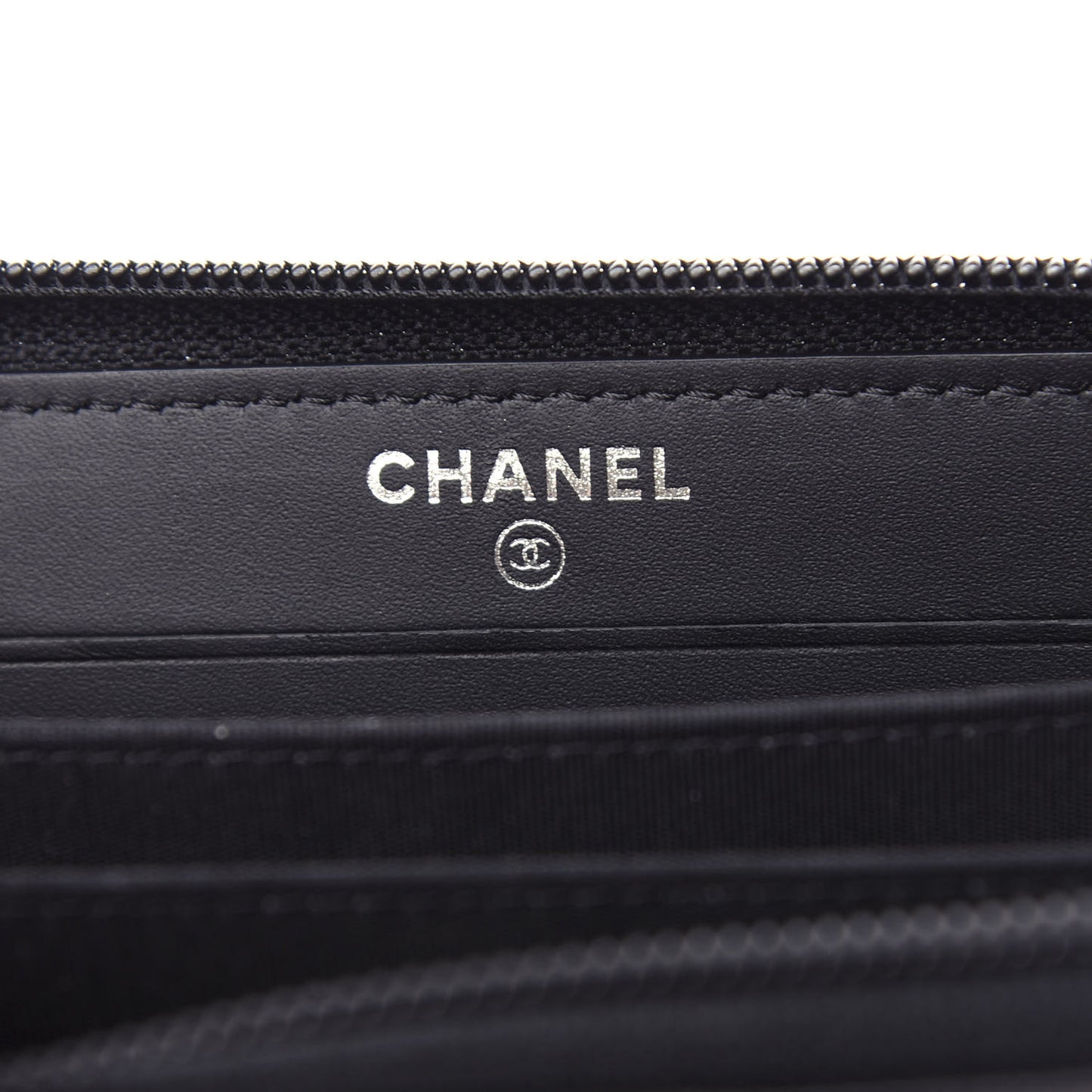 Caviar Quilted Small Boy Zip Around Wallet Black