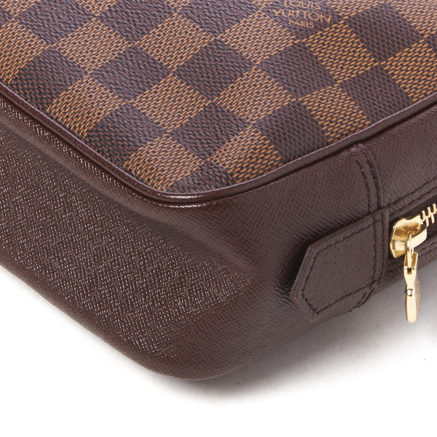 Damier Ebene Trousse Toilette 28