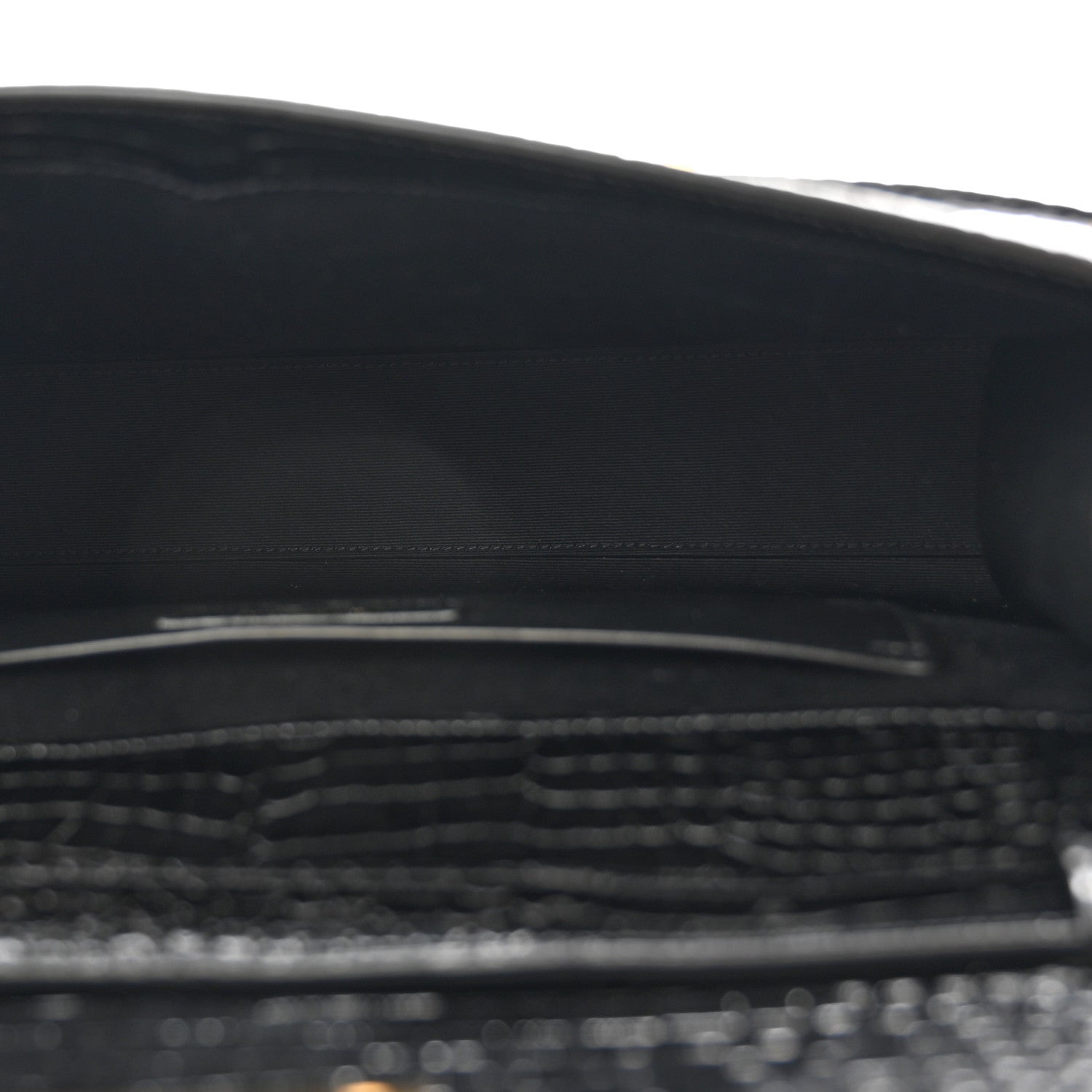 Saint Laurent Shiny Calfskin Crocodile Embossed Manhattan Baguette Black 5 of 10