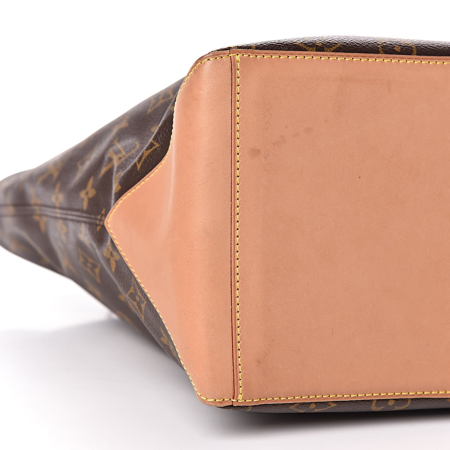 Louis Vuitton Monogram Cabas Mezzo 8 of 10