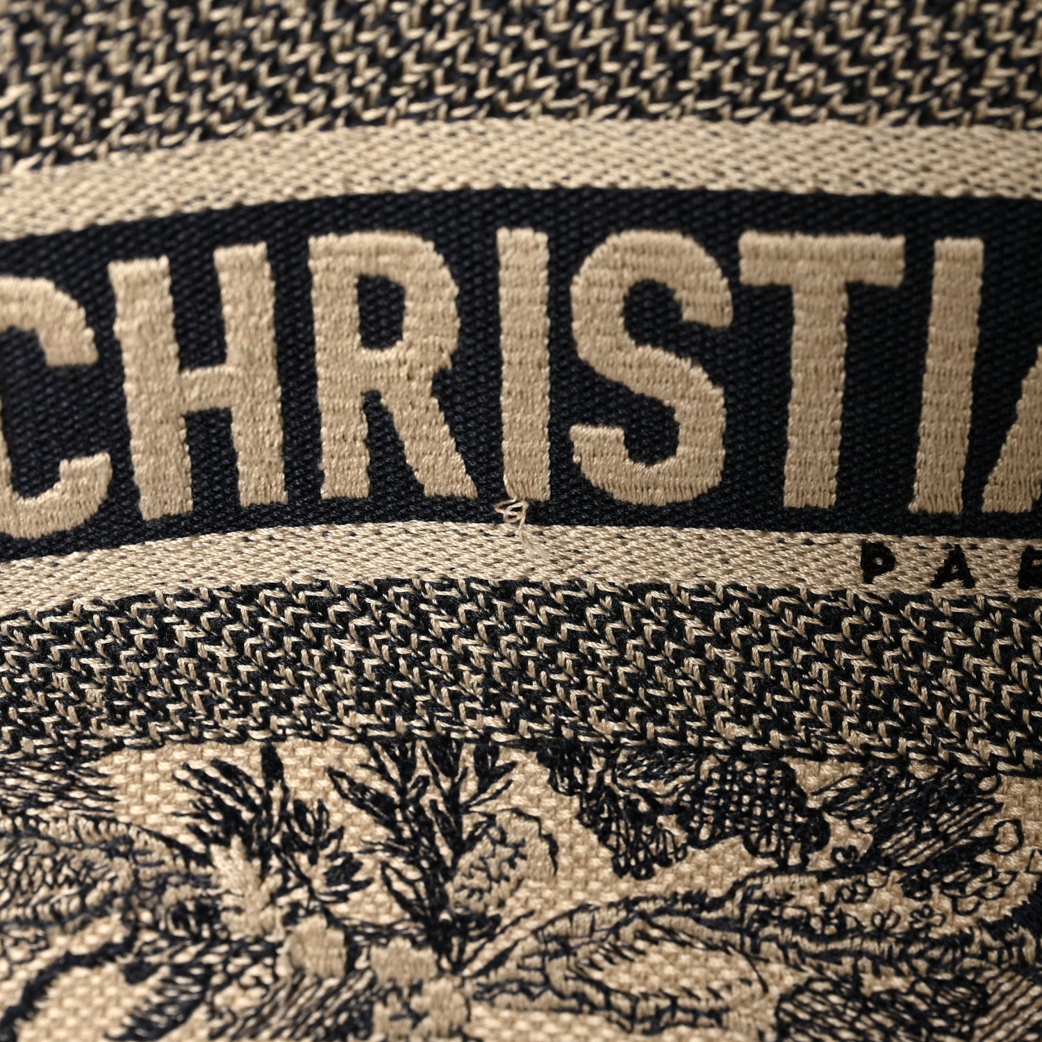 Christian Dior Canvas Embroidered Large Dioriviera Toile De Jouy Book Tote Black 10 of 12