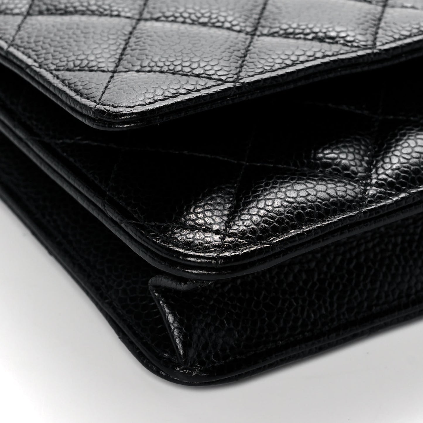 Caviar Quilted Wallet On Chain WOC Black
