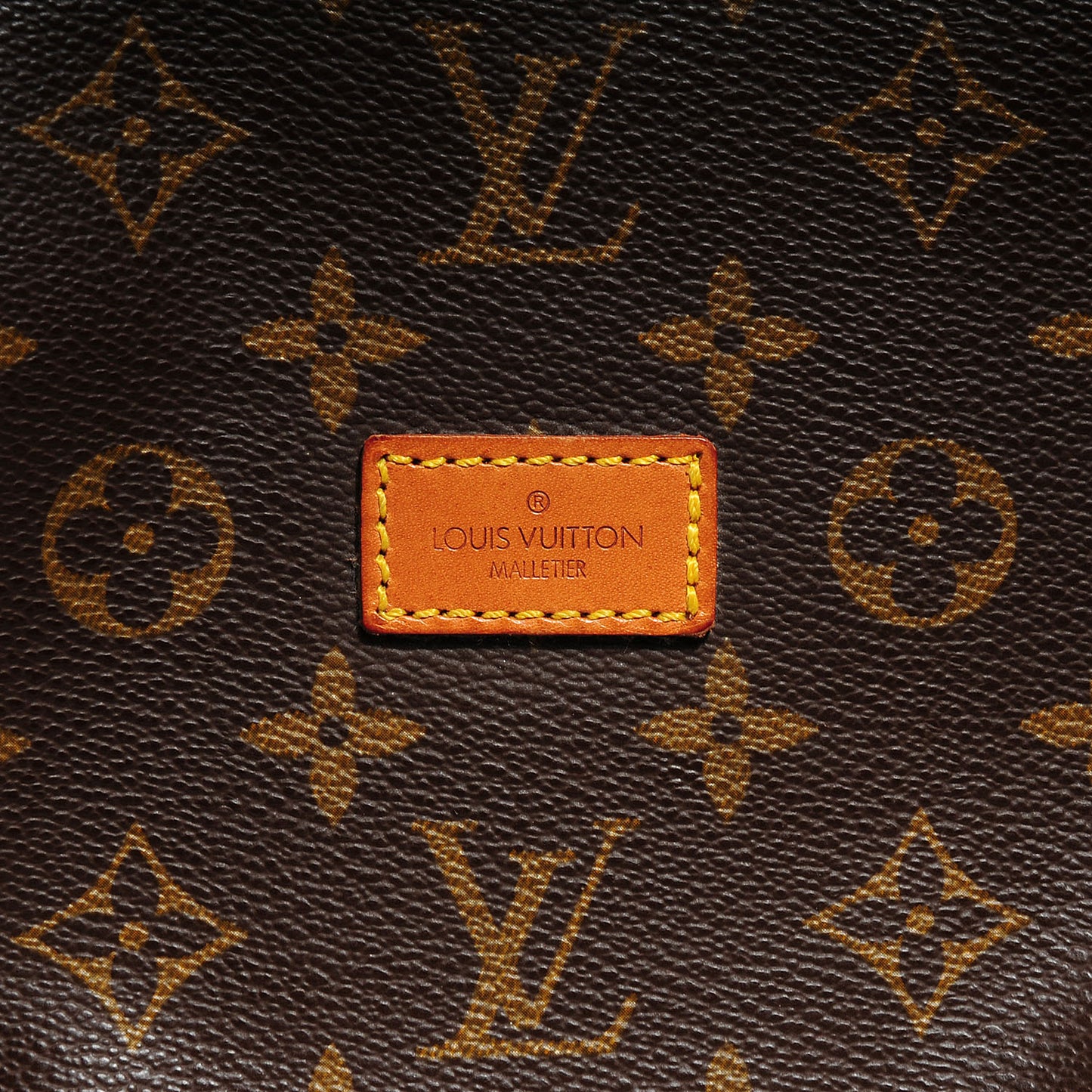 Monogram Saumur 43