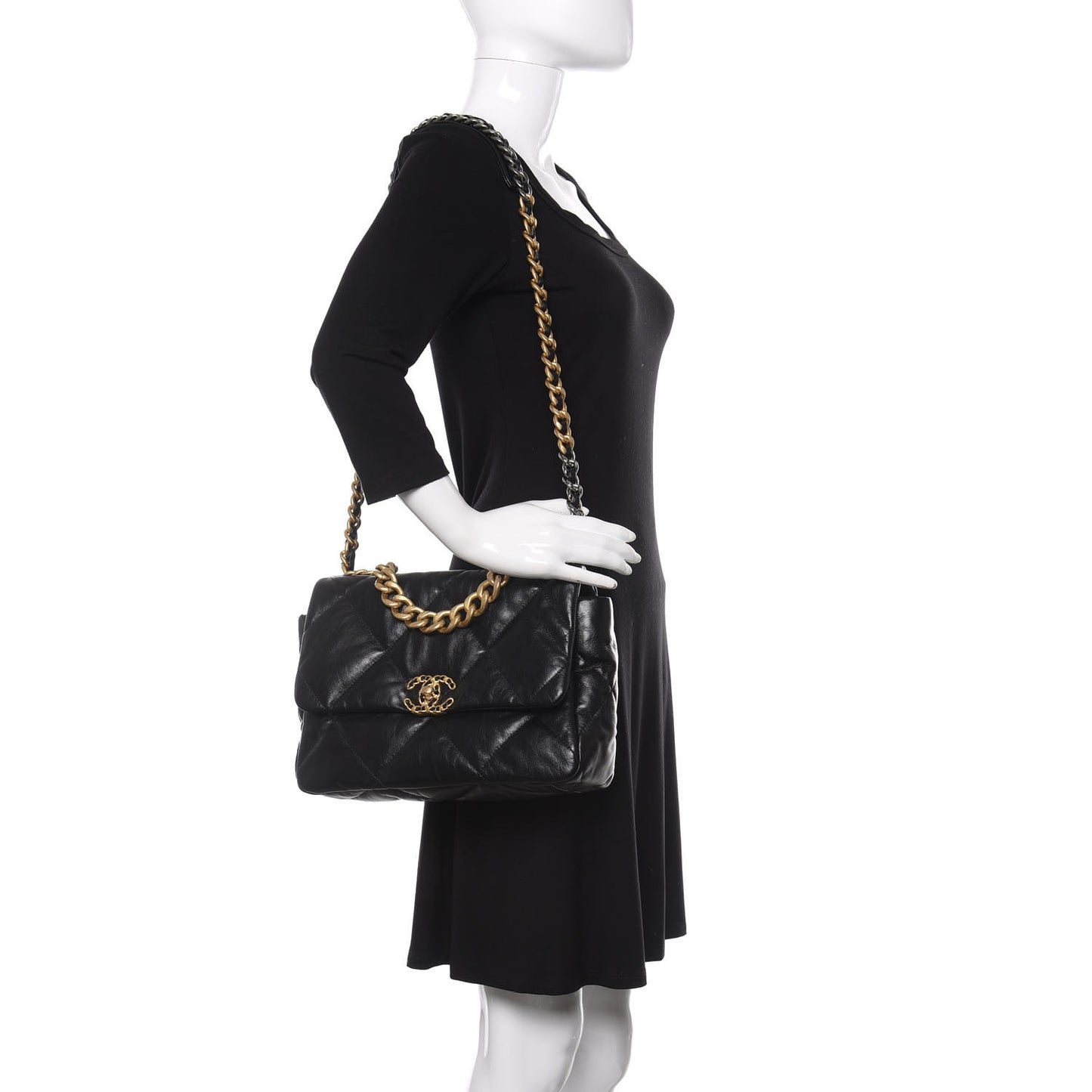 Goatskin Quilted Large 19 Flap Black
