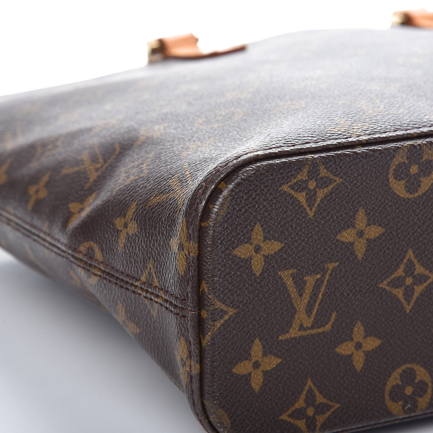 Louis Vuitton Monogram Luco 16 of 16