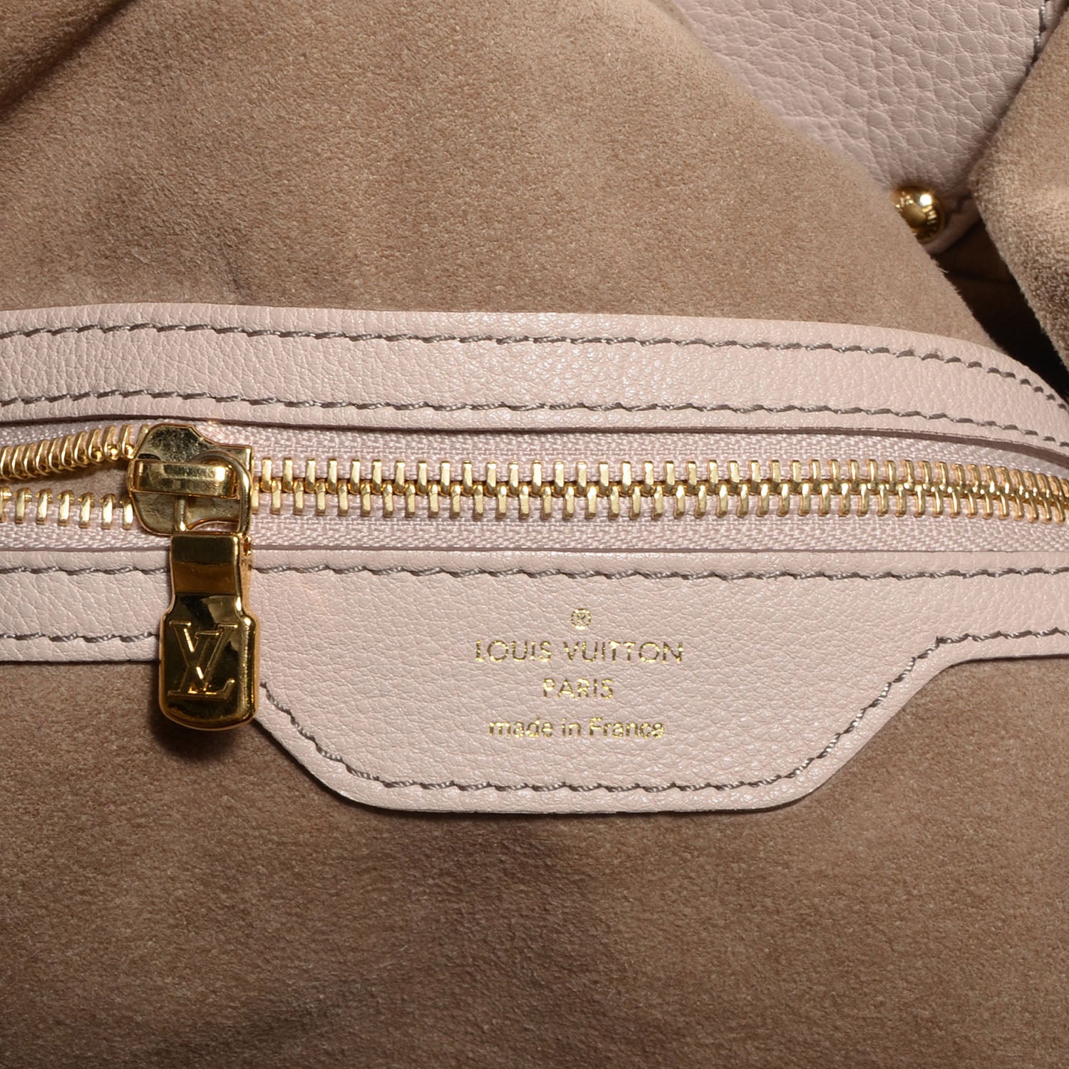 Louis Vuitton Mahina XL Sable 6 of 7