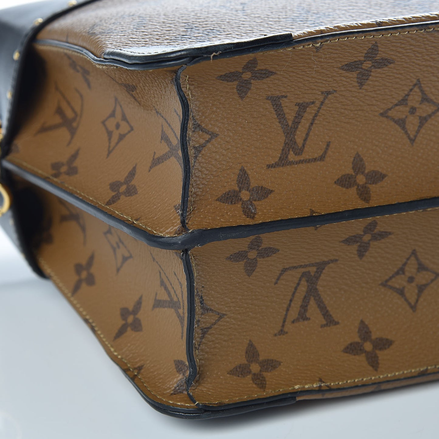 Reverse Monogram City Malle MM