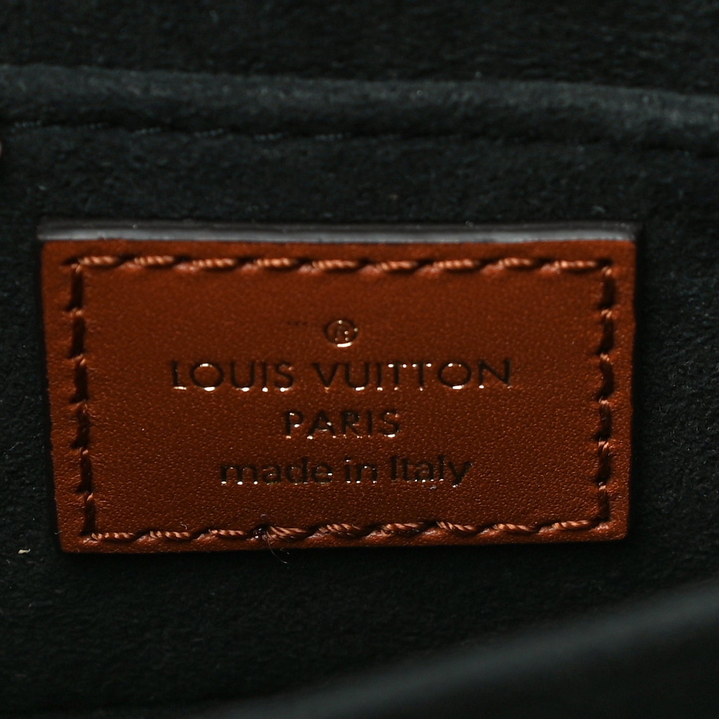 Reverse Monogram Dauphine Mini