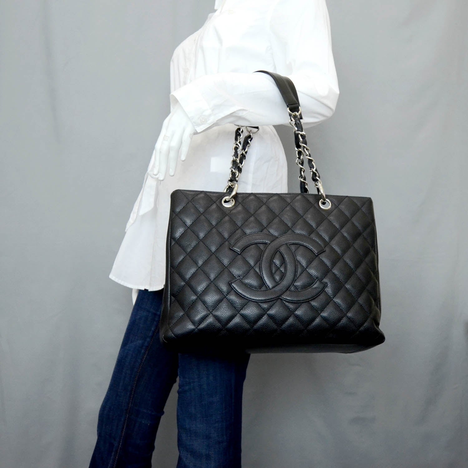 Chanel Caviar Quilted Grand Shopping Tote GST Black 2 of 10