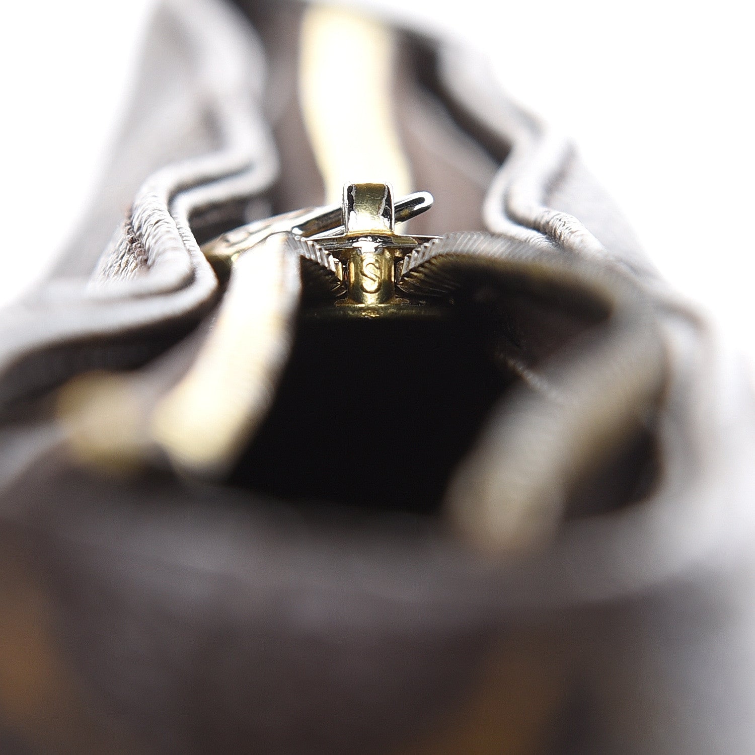 Louis Vuitton Monogram Cabas Alto 17 of 19