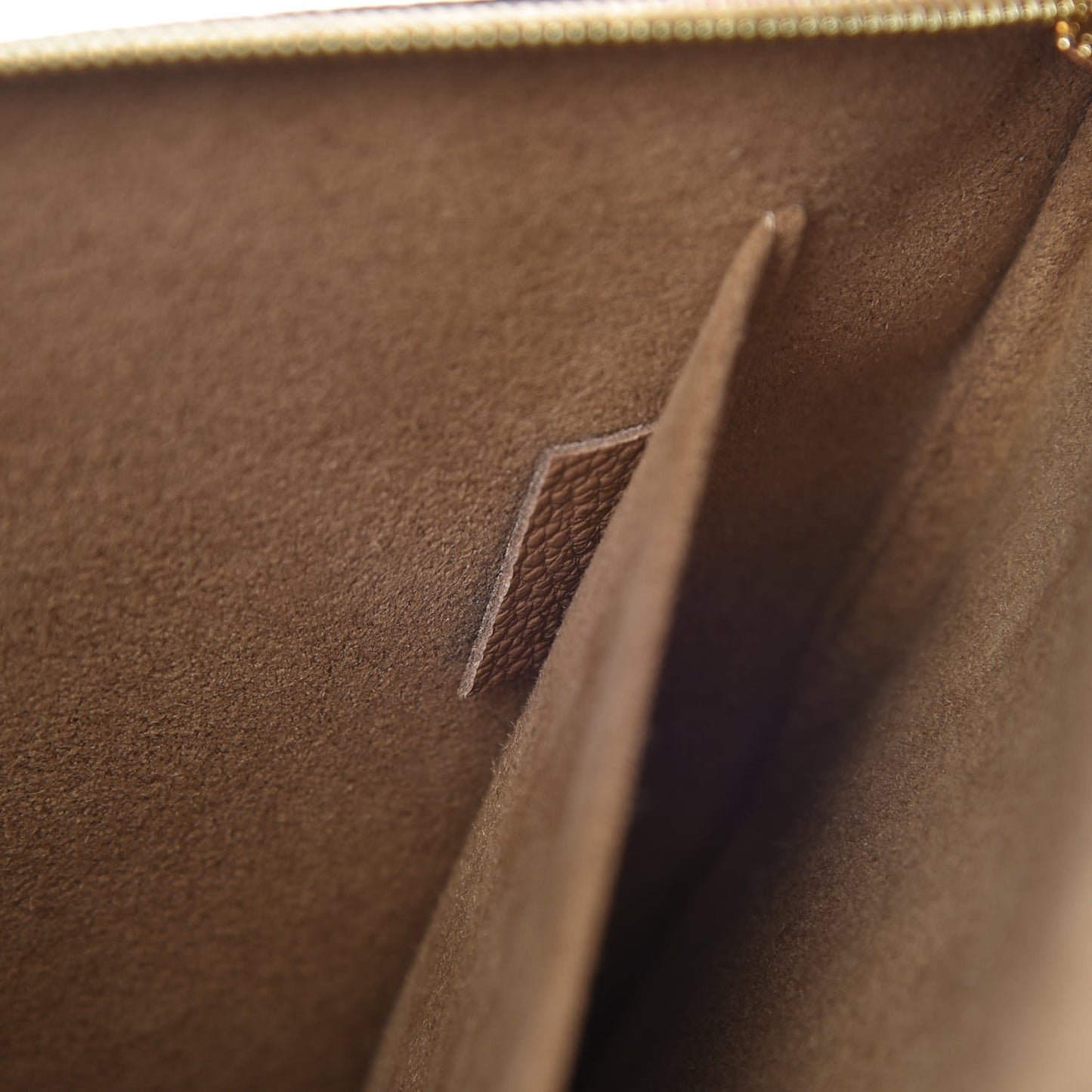 Monogram Daily Pouch Sesame