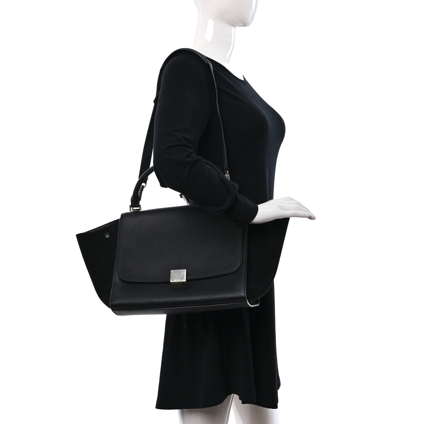 Drummed Calfskin Suede Medium Trapeze Black