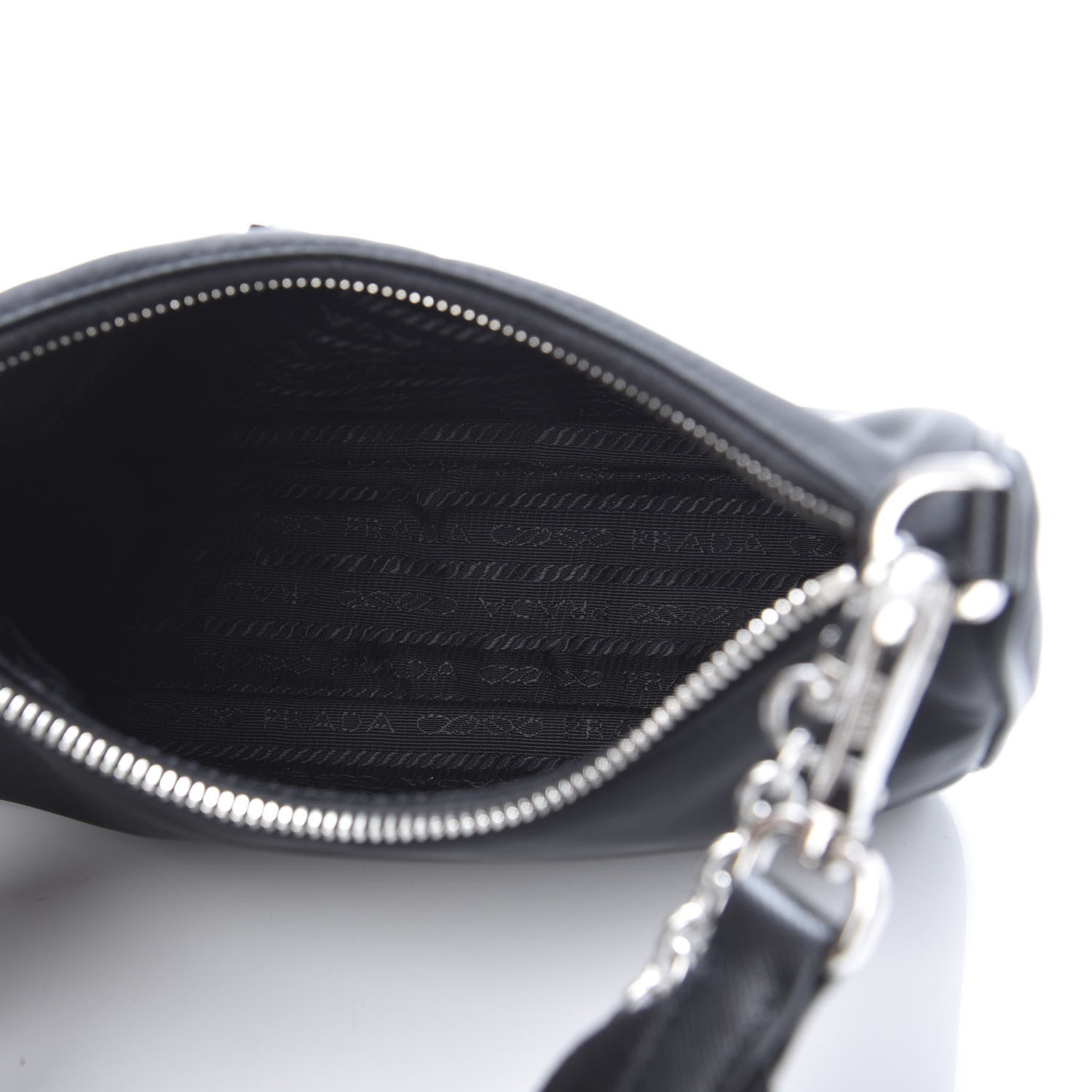 Prada Nylon Re-Edition 2005 Shoulder Bag Black 5 of 10