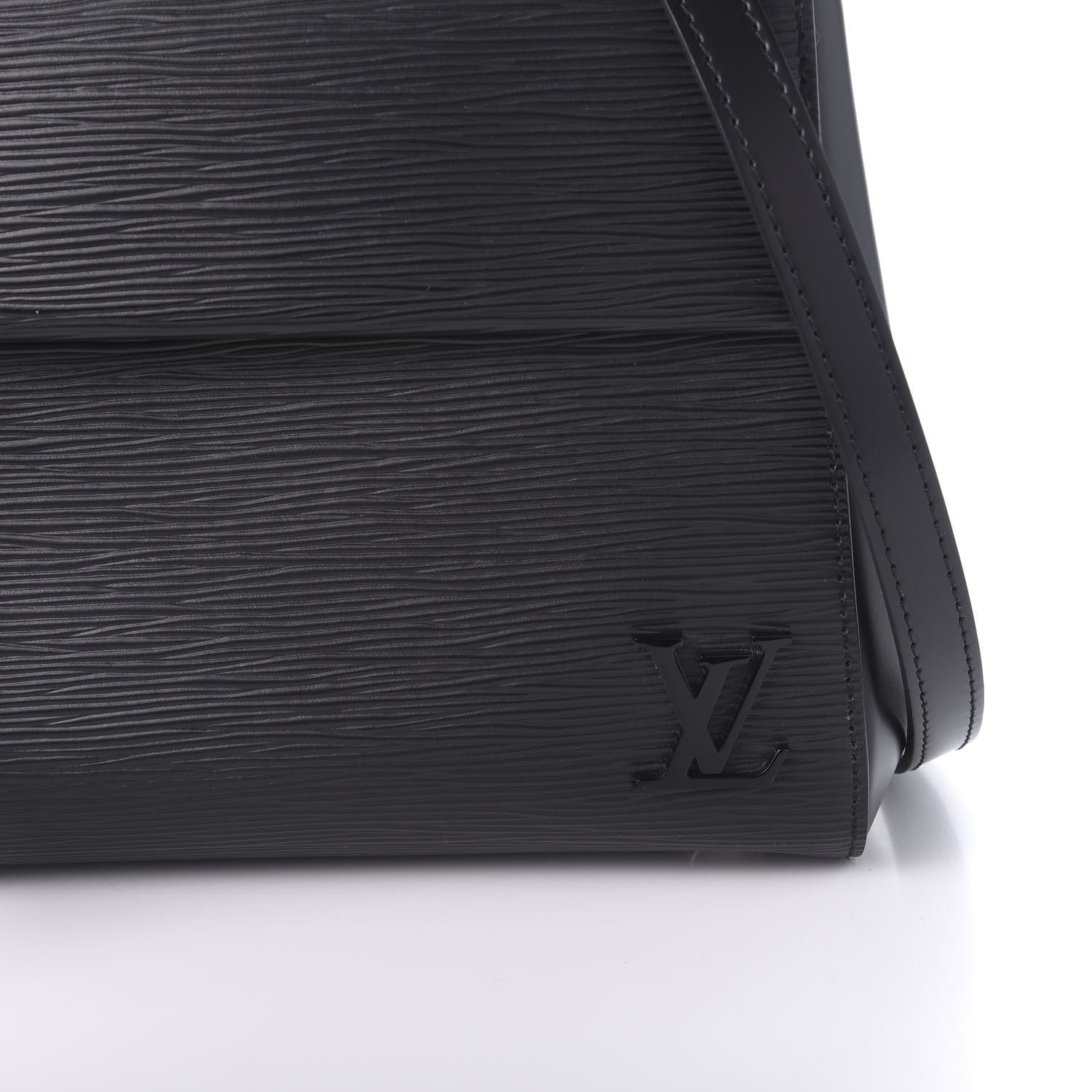 Louis Vuitton Epi Cluny BB Black 6 of 9