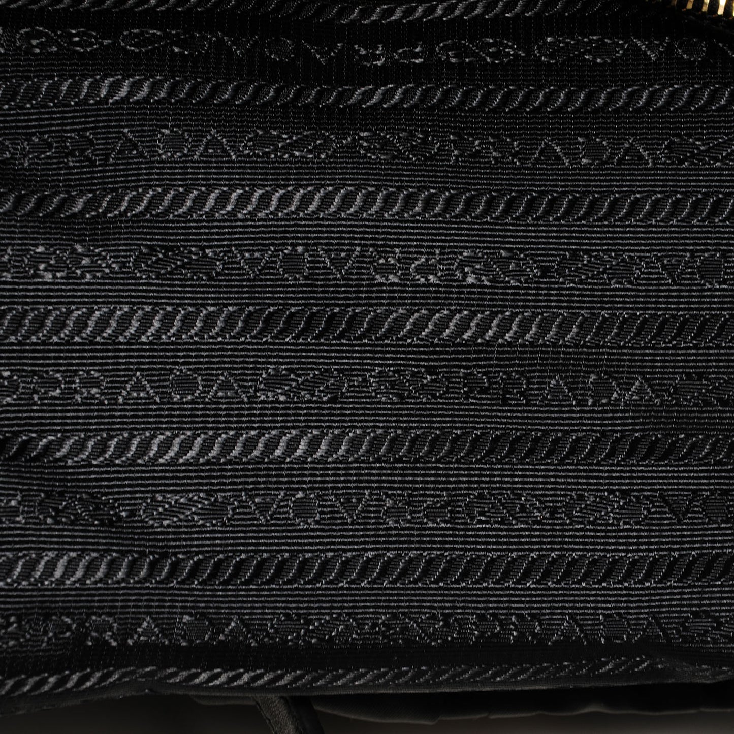 Tessuto Nylon Gaufre Tote Nero Black