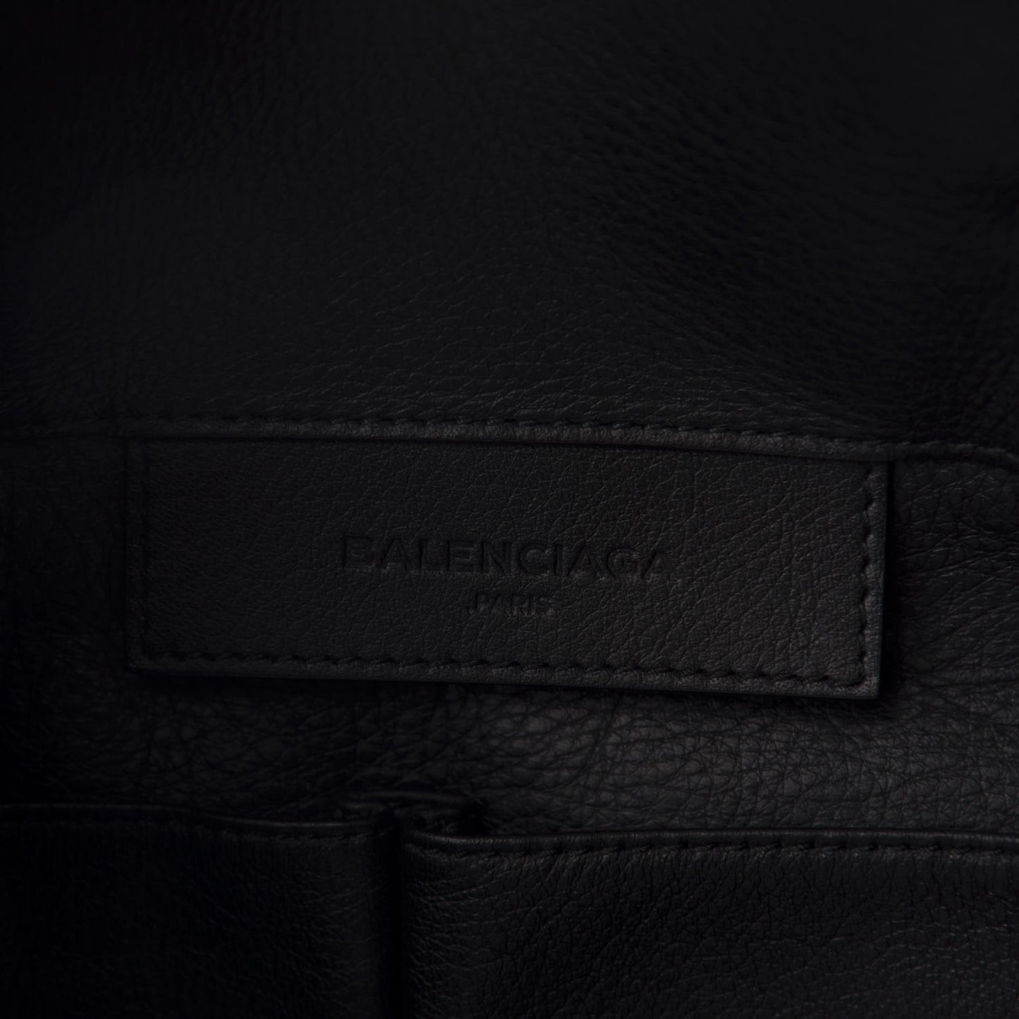 Supple Calfskin Papier A4 Zip Around Tote Black