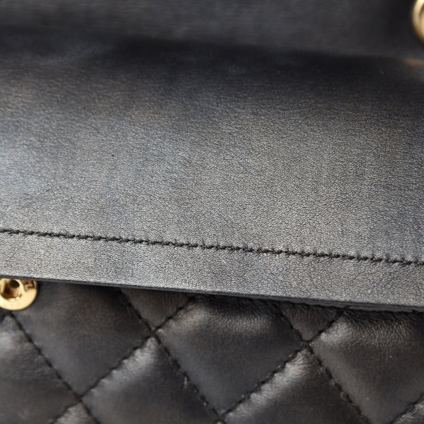 Metallic Calfskin Quilted 2.55 Reissue 226 Flap Charcoal