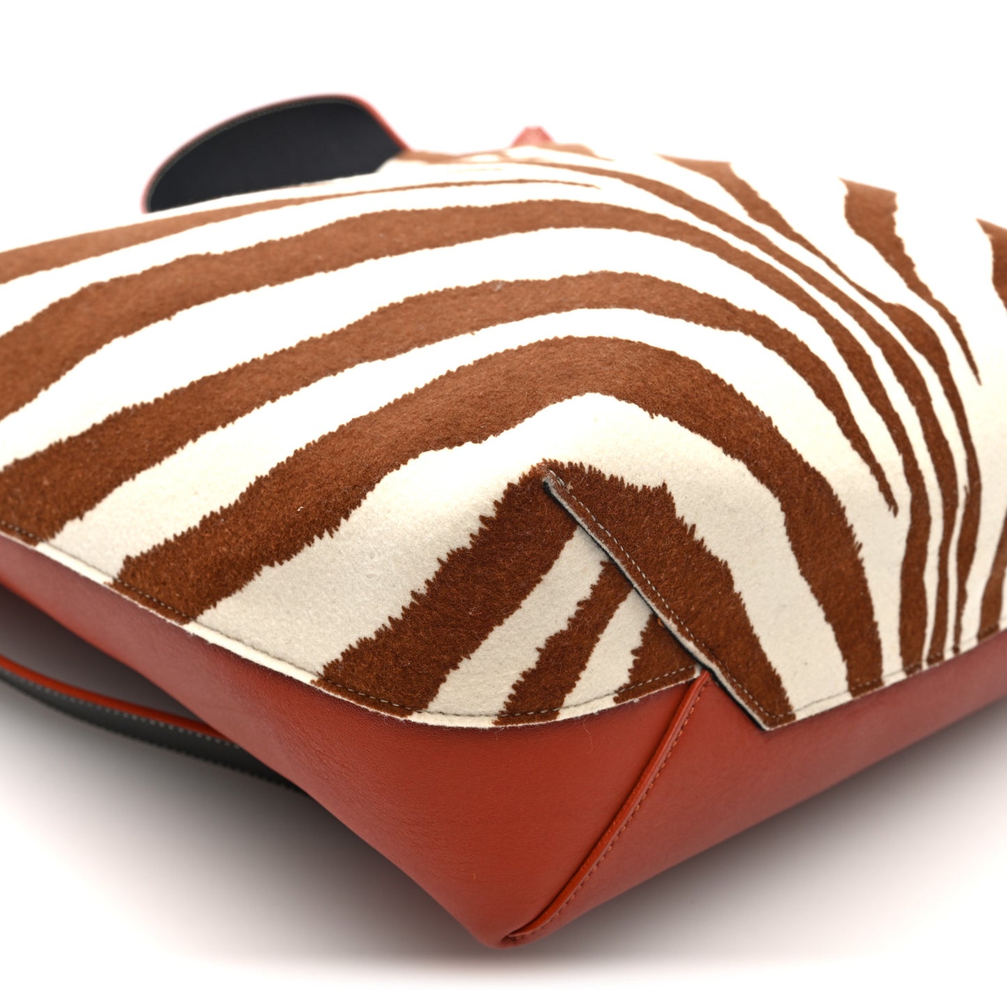 Shiny Smooth Calfskin Zebra Printed Felt Small Twisted Cabas Chalk Brick
