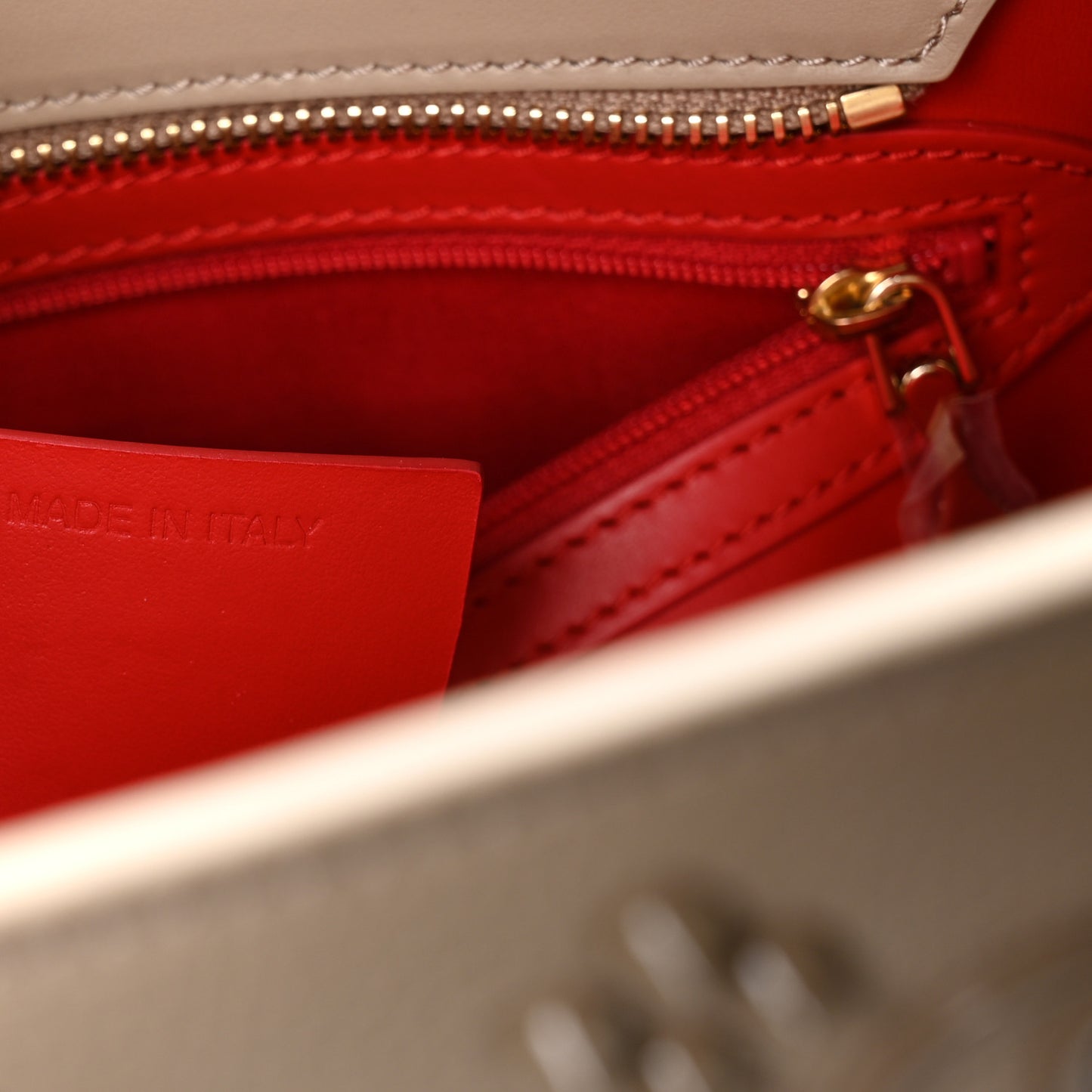 Calfskin Spikes Loubinthesky Medium Paloma