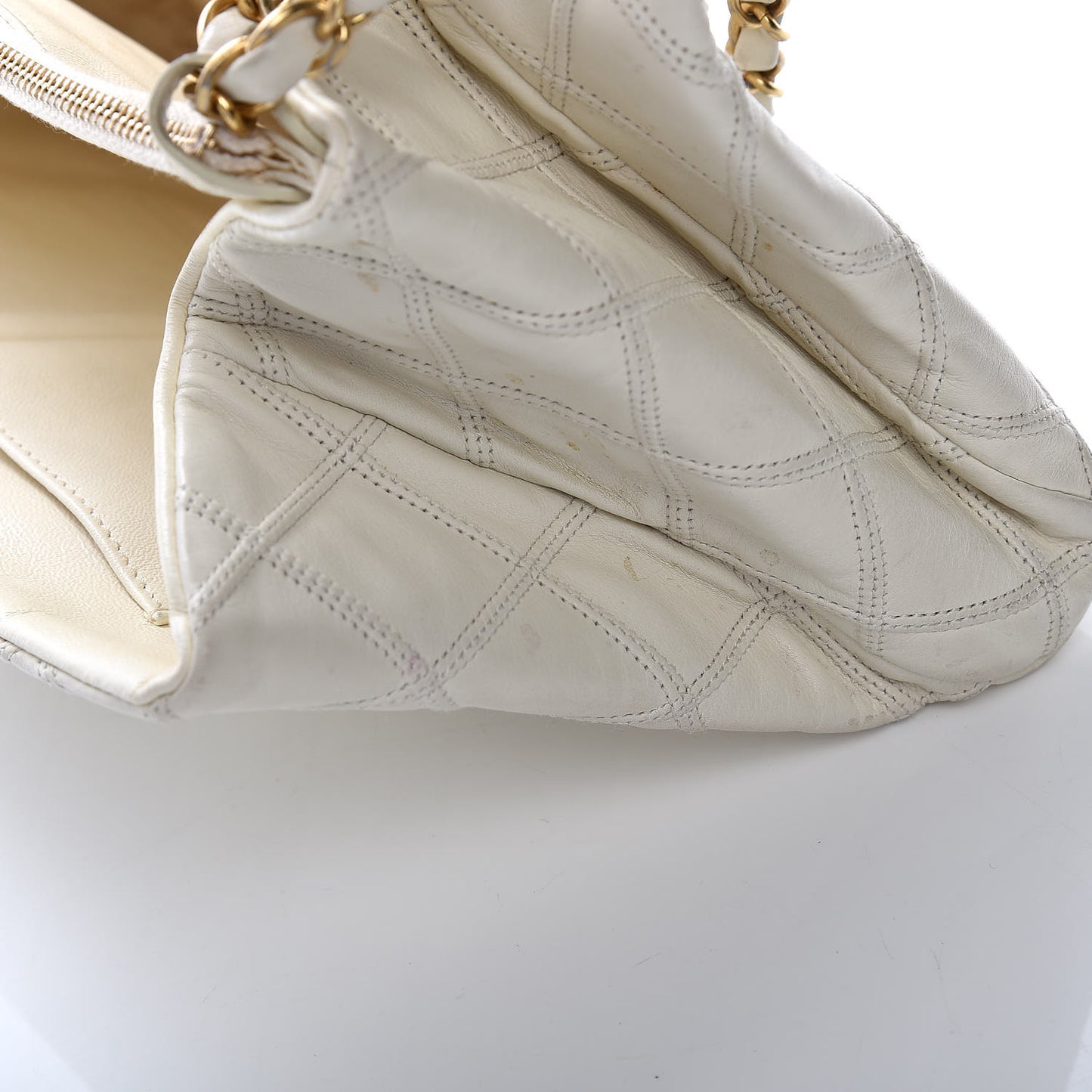 Calfskin Stitched Thin City Flap White