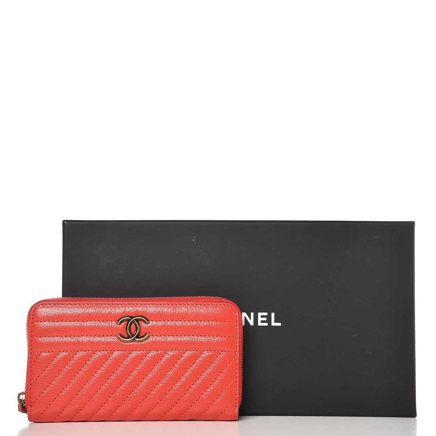Chanel Shiny Goatskin Diagonal Quilted Small Zip Around Wallet Red 9 of 9