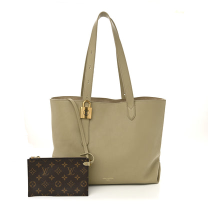 Louis Vuitton Grained Calfskin Low Key Cabas MM Clay 3 of 12