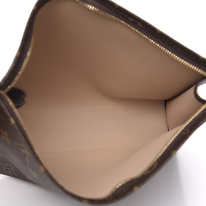 Louis Vuitton Monogram Toiletry Pouch 26 5 of 9