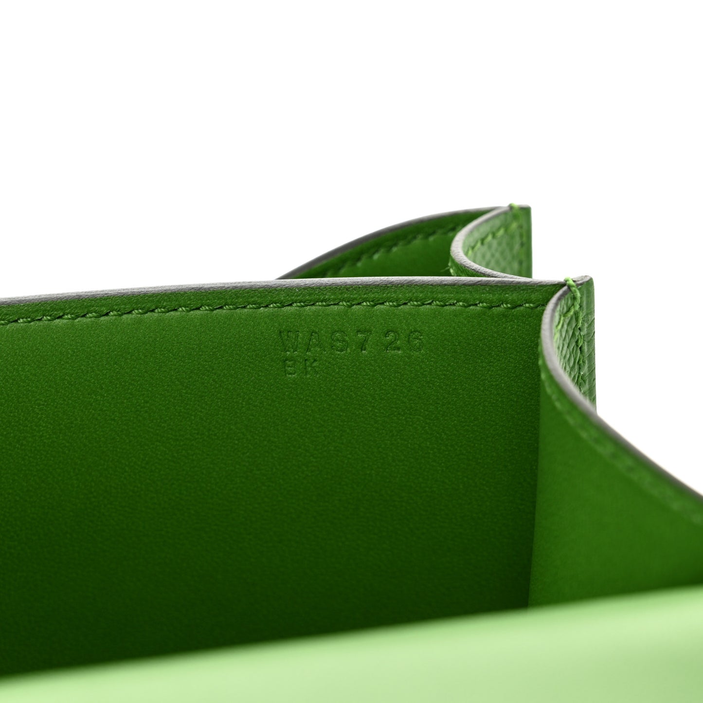 Epsom Enamel Constance 18 Vert Yucca Vert Fizz