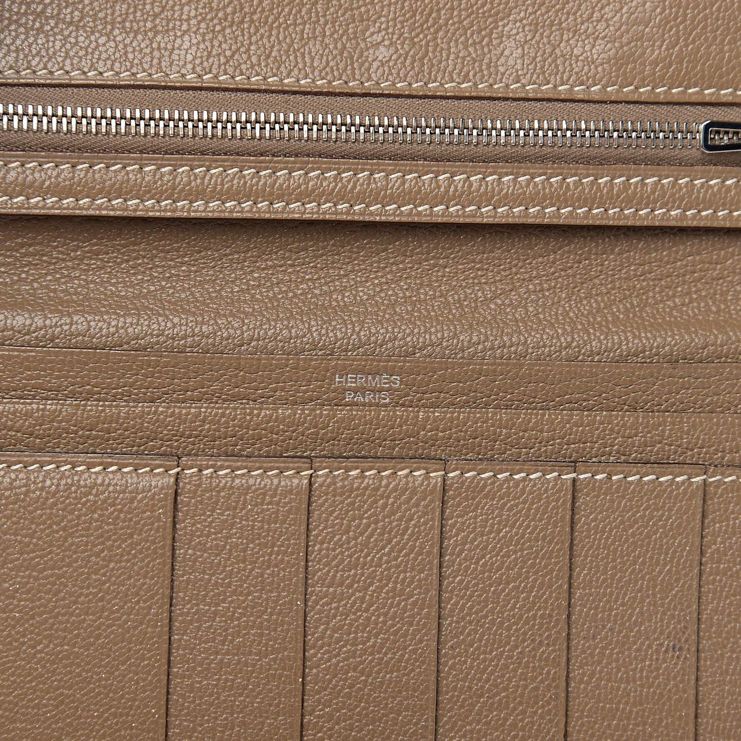 Chevre Mysore Bearn Gusset Wallet Etoupe