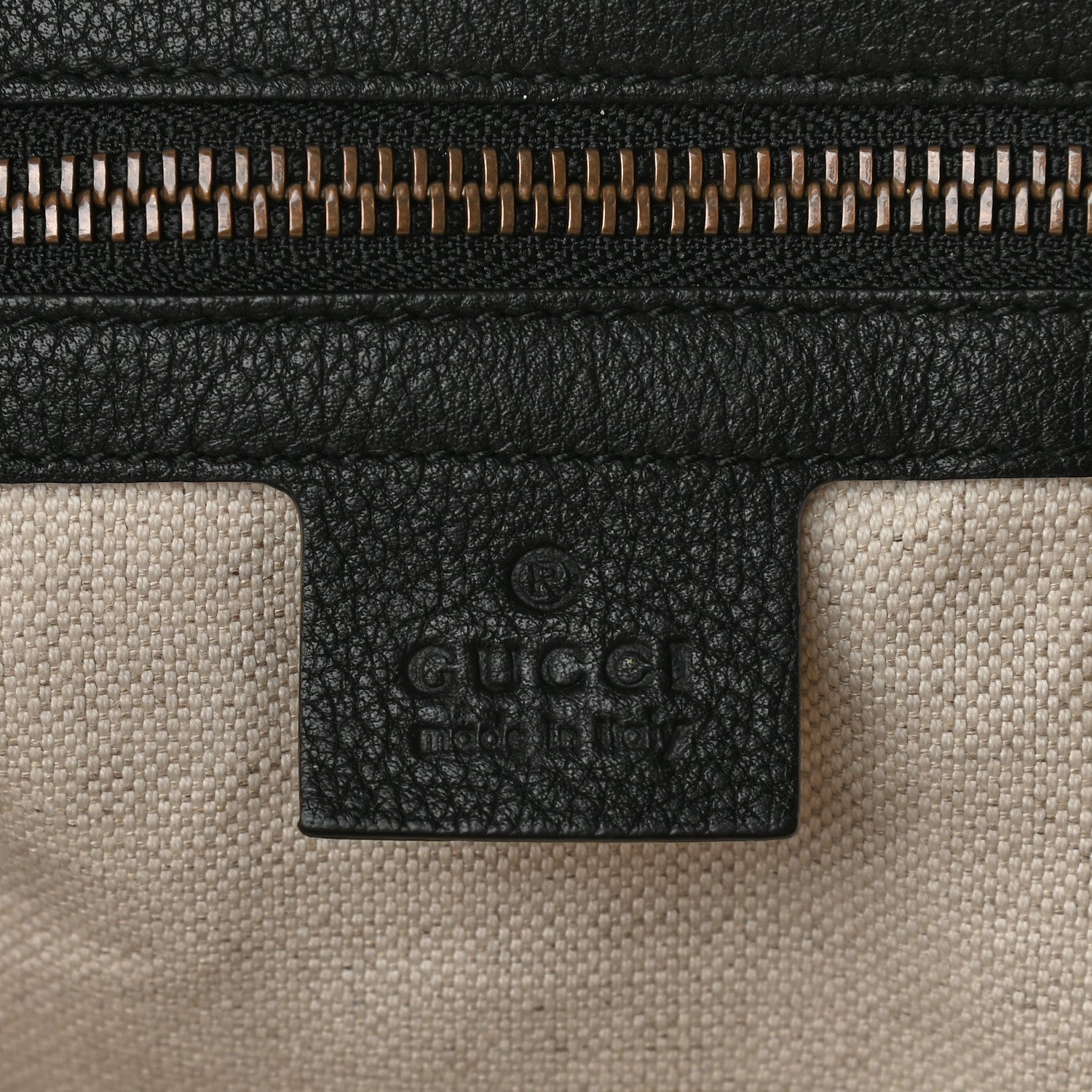 Gucci Grained Calfskin Logo Half Moon Hobo Black 6 of 9