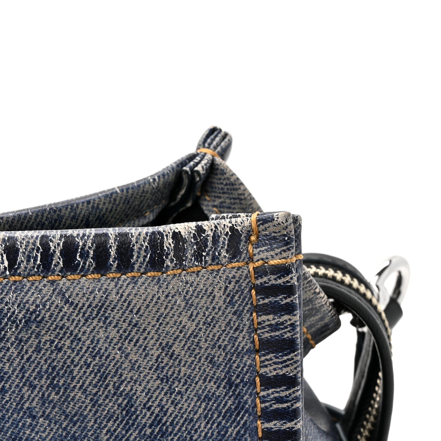 Marc Jacobs Denim Printed Calfskin Medium Tote Bag Blue 17 of 21