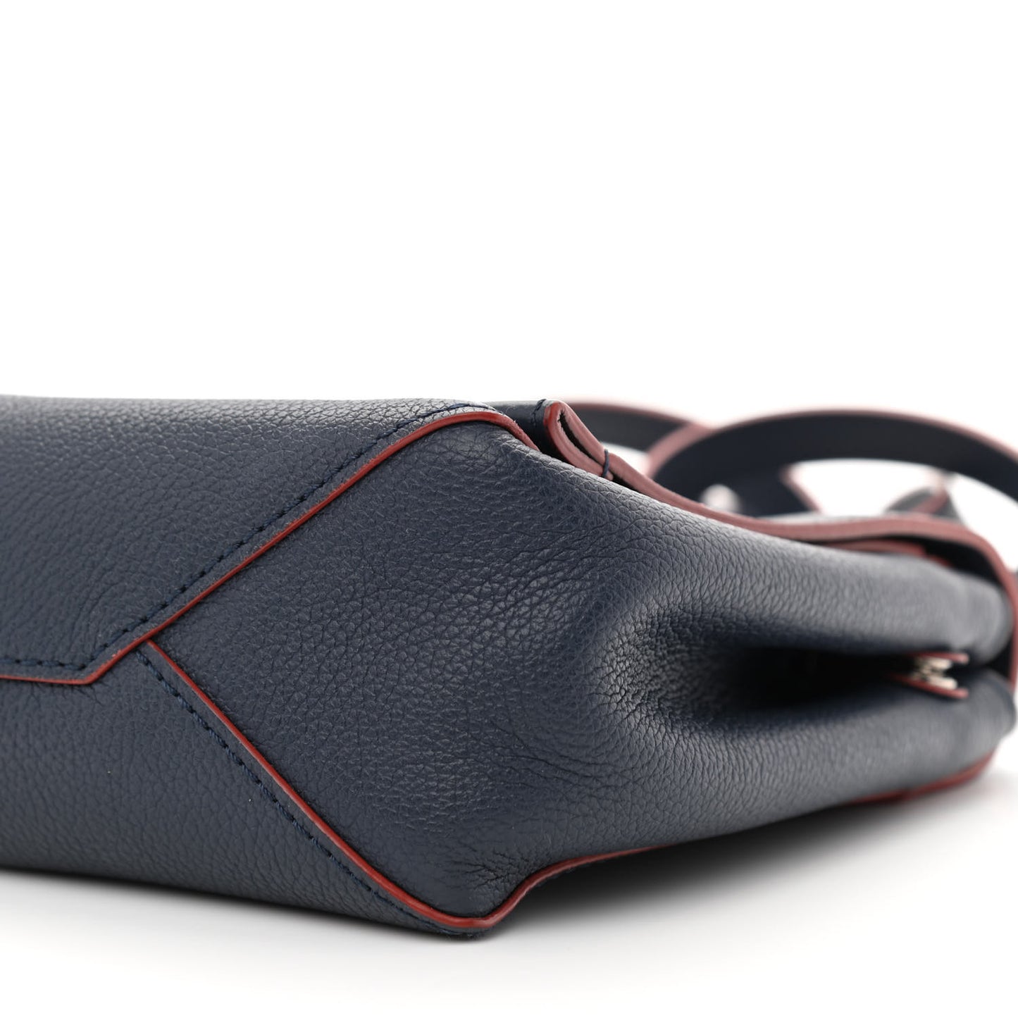 Calfskin Lockme II Chain Bag BB Marine Rouge