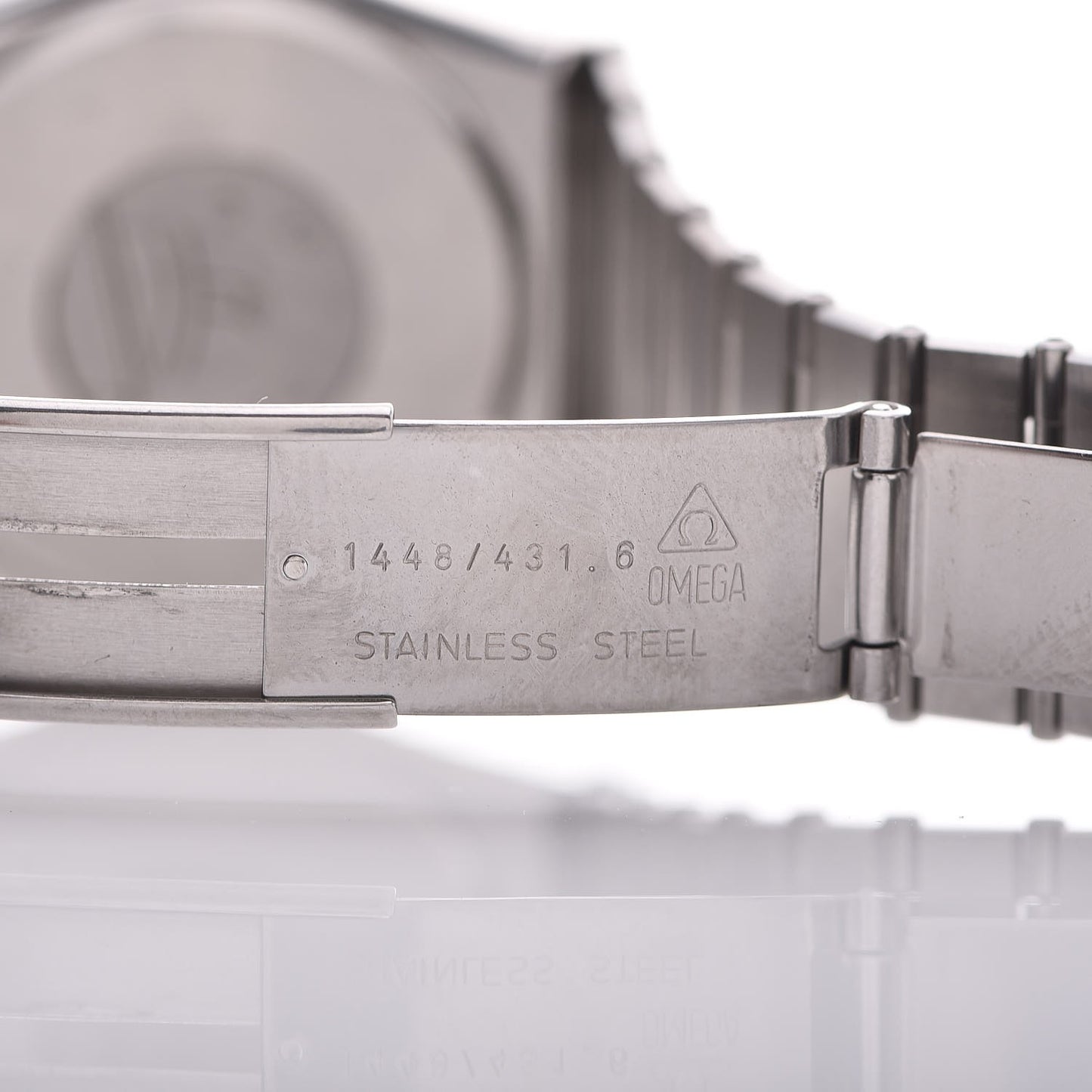 Stainless Steel 33mm Constellation Quartz Watch White 396.1076