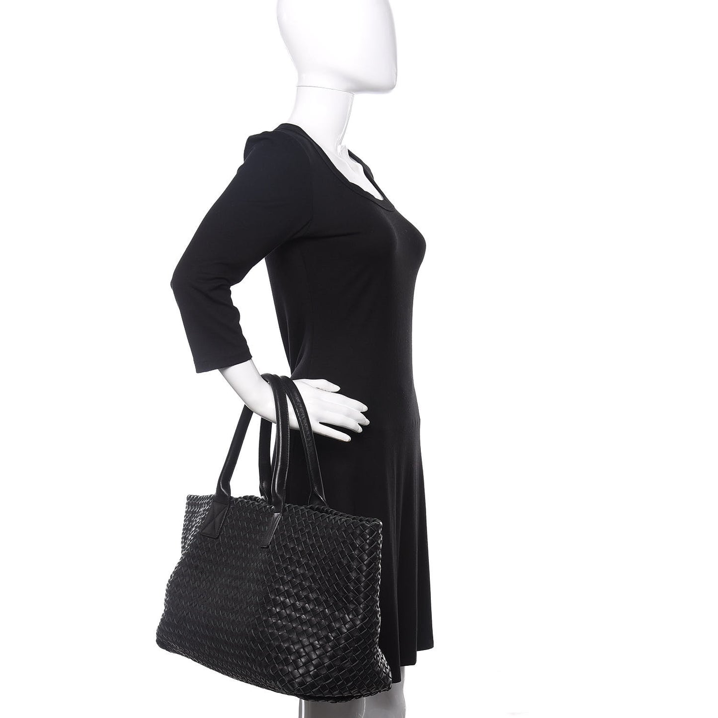 Nappa Intrecciato Medium Cabat Black