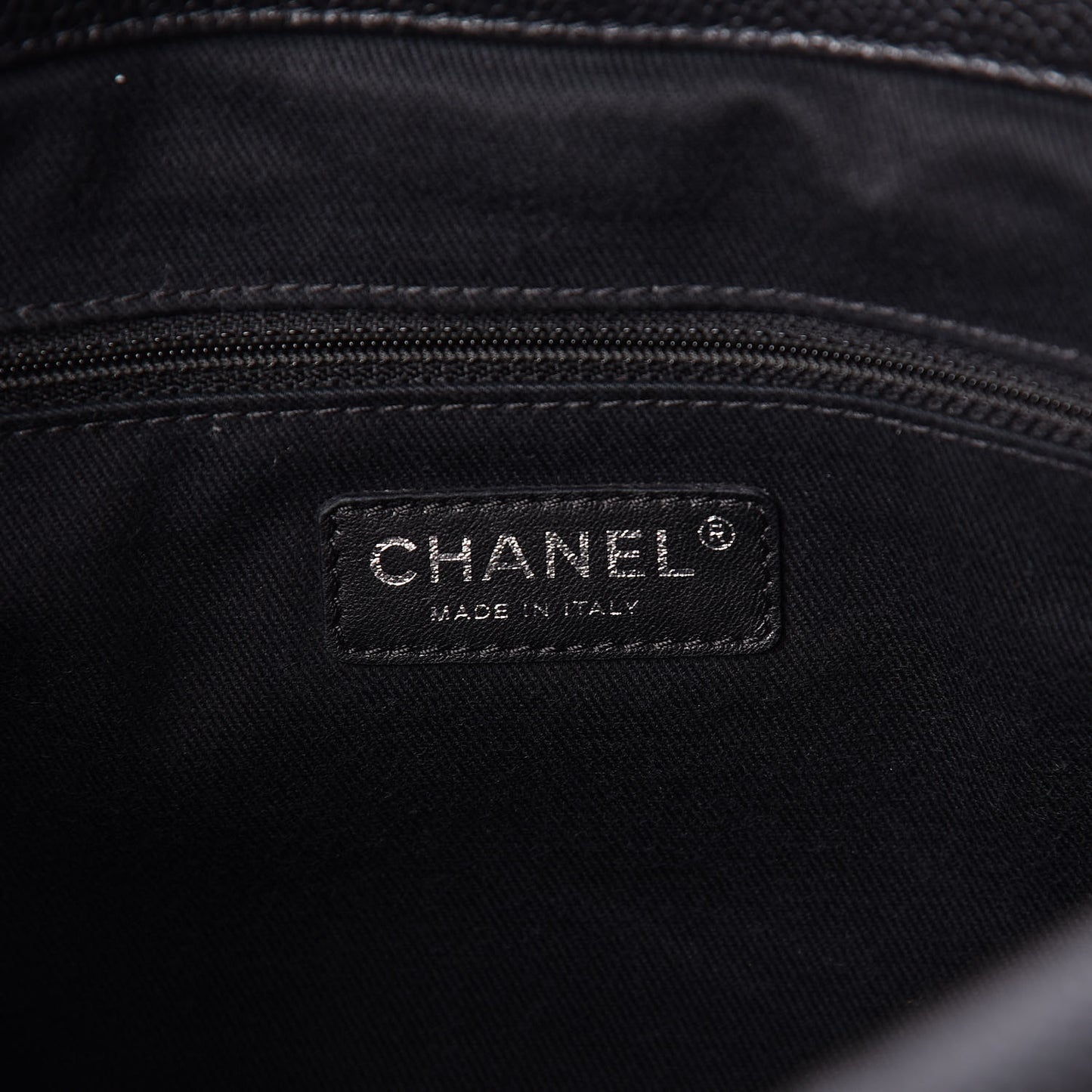 Caviar Quilted CC Timeless Soft Tote Black