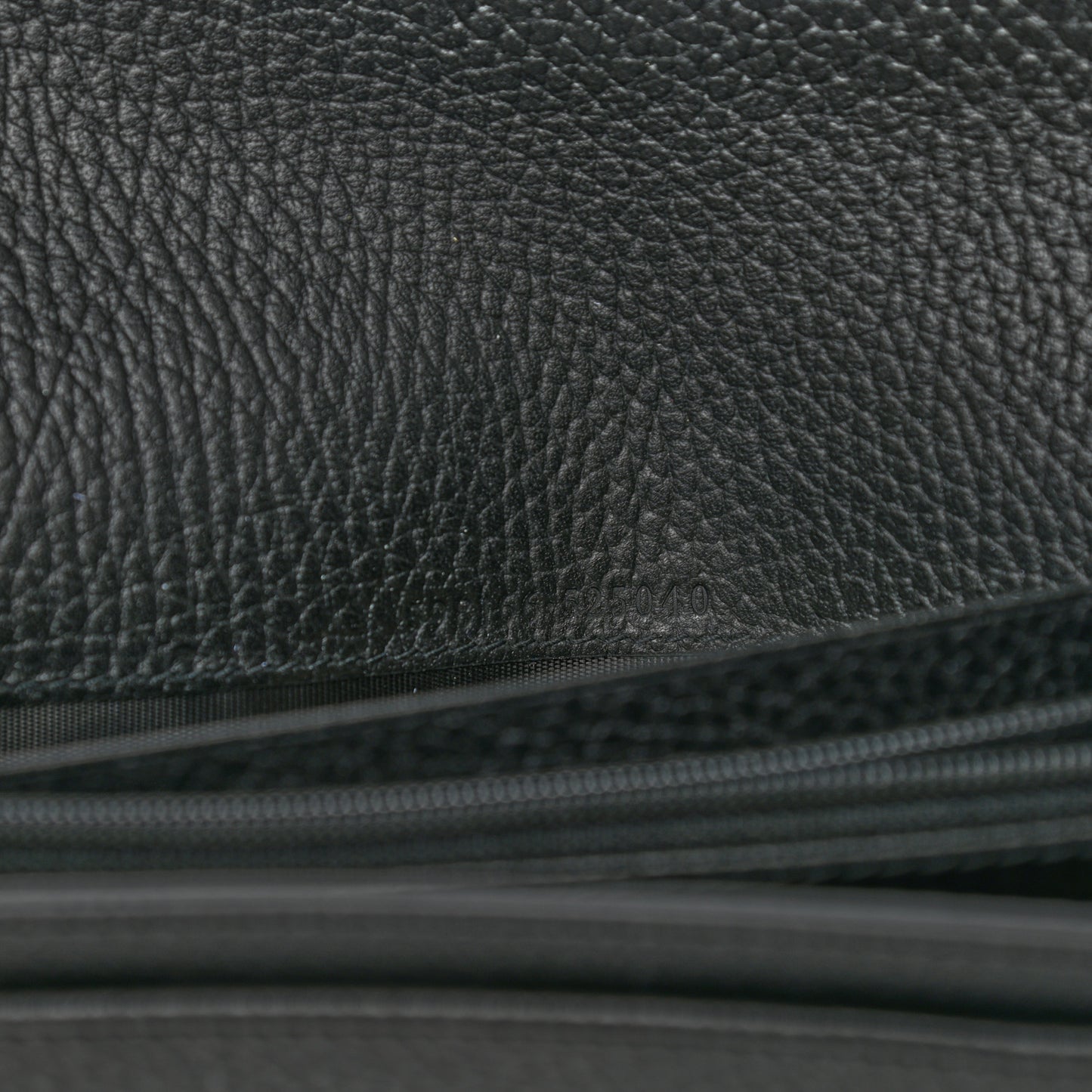 Dollar Calfskin Interlocking G Continental Wallet Black