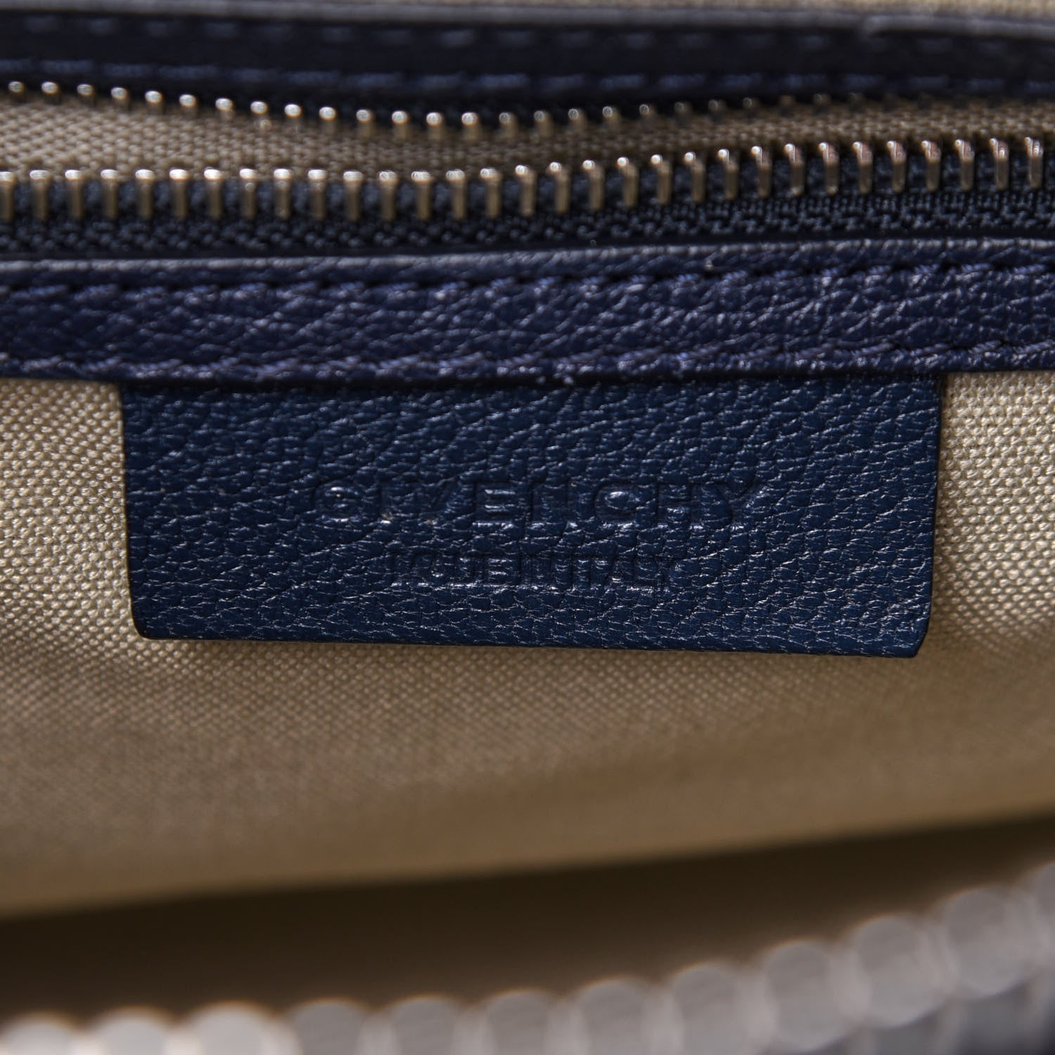 Givenchy Sugar Goatskin Small Antigona Night Blue 7 of 17