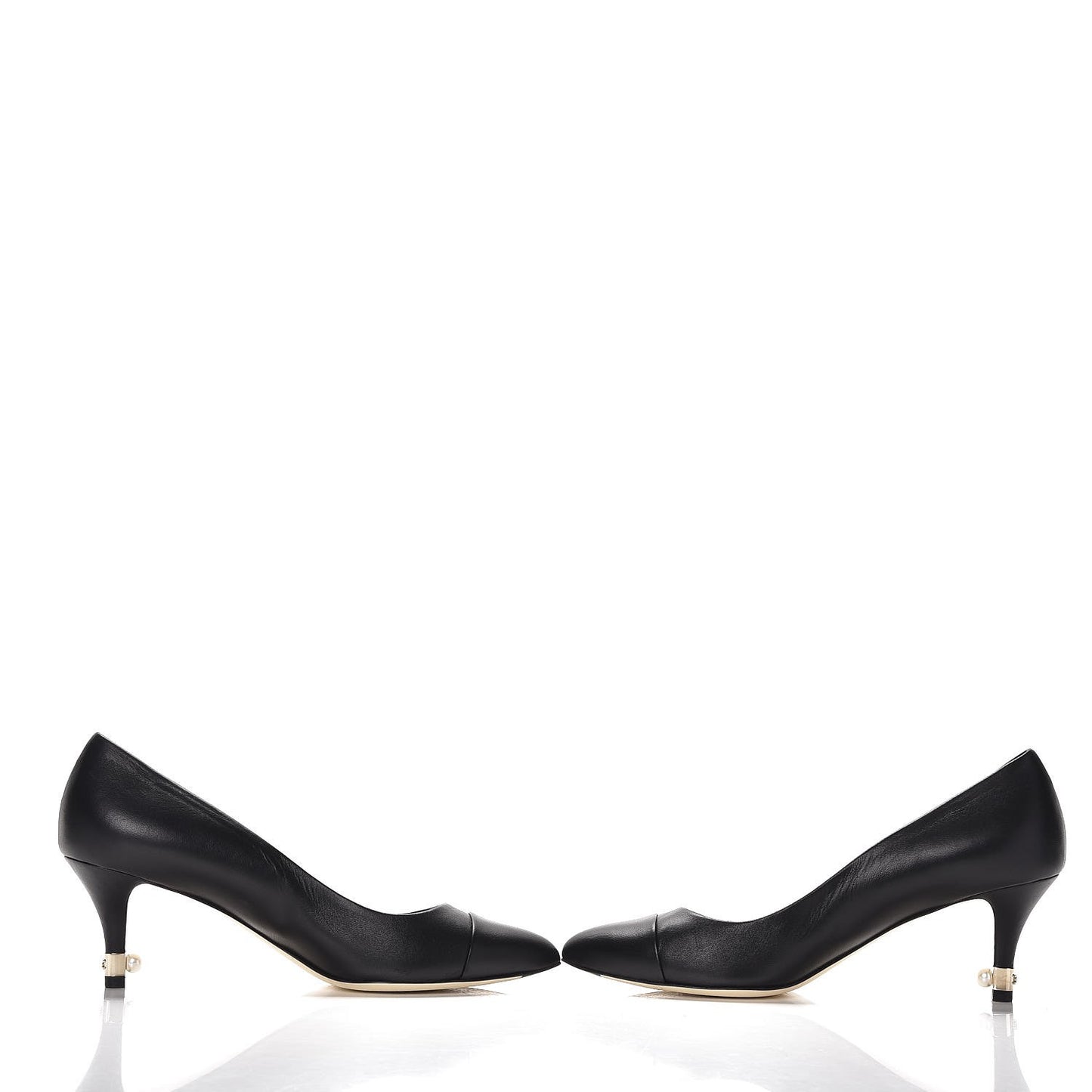 Lambskin Cap Toe Pearl Pumps 38.5 Black