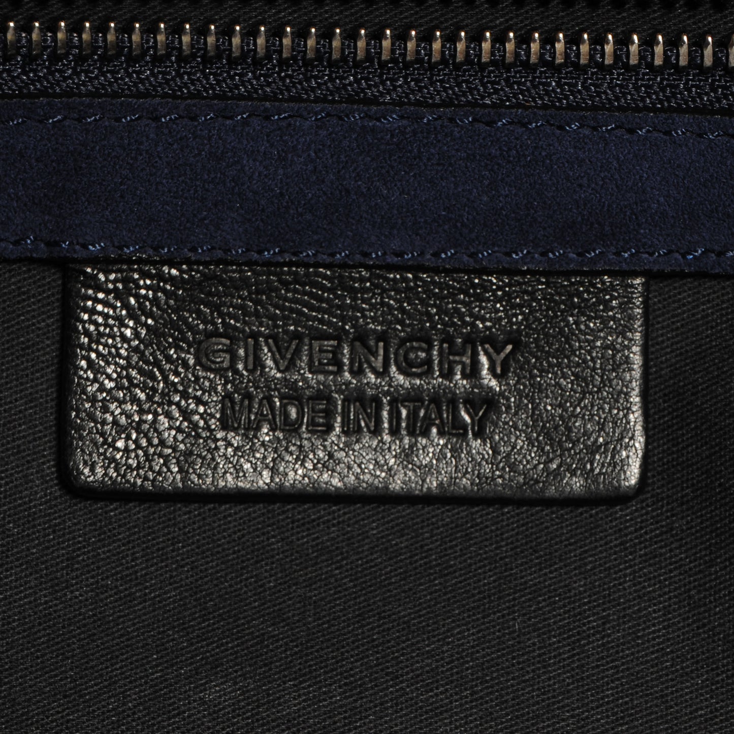 Glazed Pebbled Calfskin North South Nightingale Black