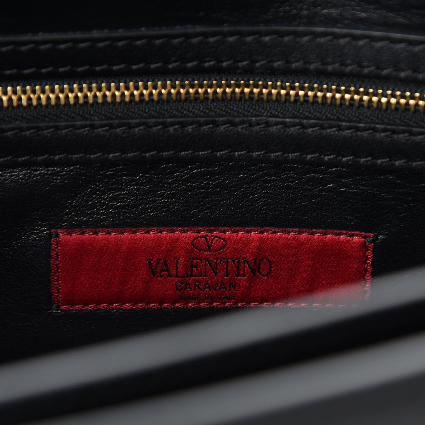 Vitello Turnlock Flap Shoulder Bag Black