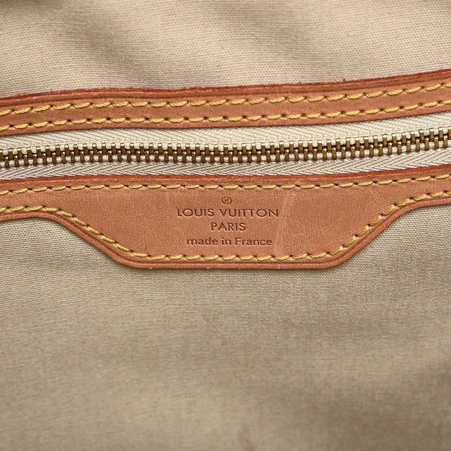 Louis Vuitton Vernis Brea MM Blanc Corail 7 of 15