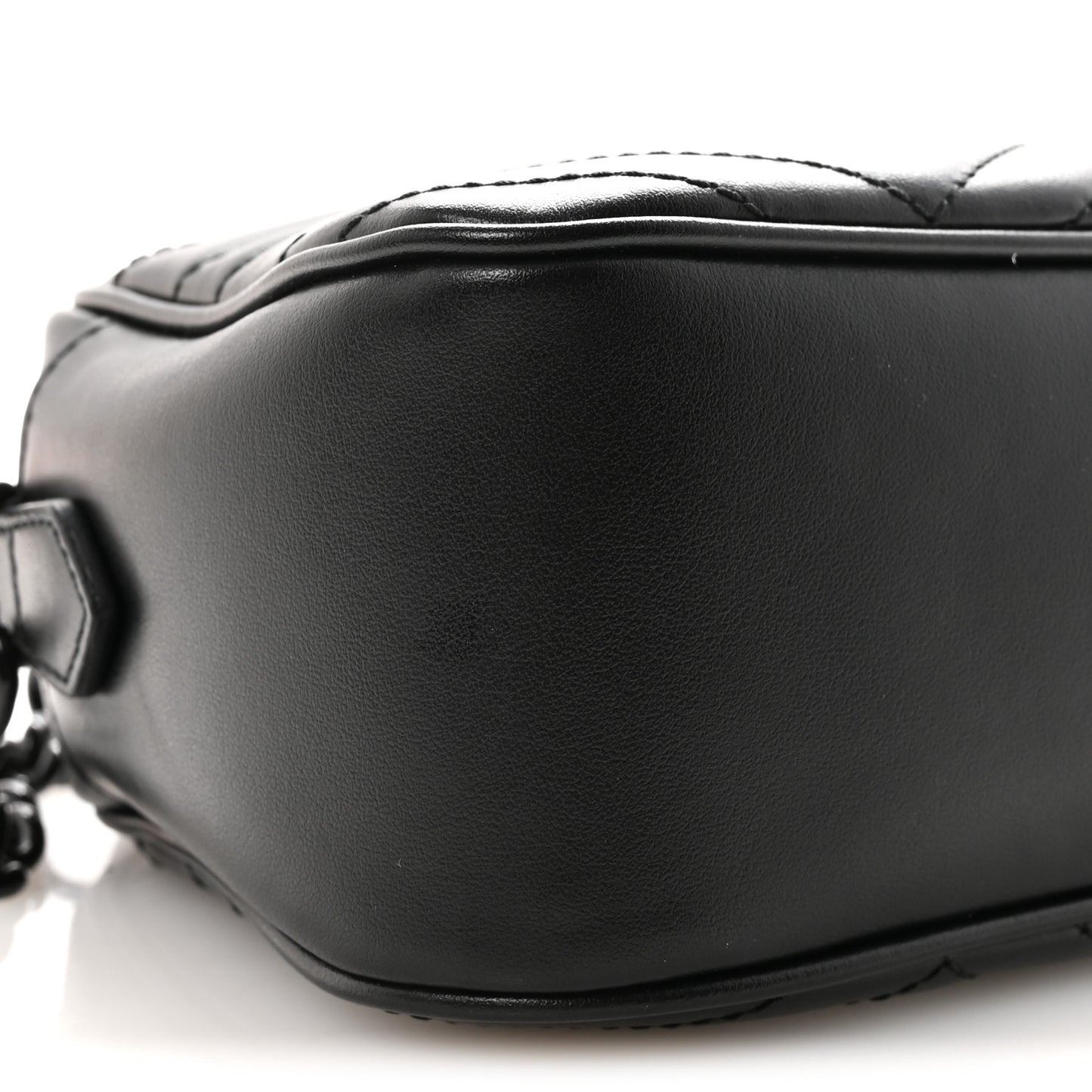 Calfskin Matelasse Monochrome Small GG Marmont Chain Shoulder Bag Black