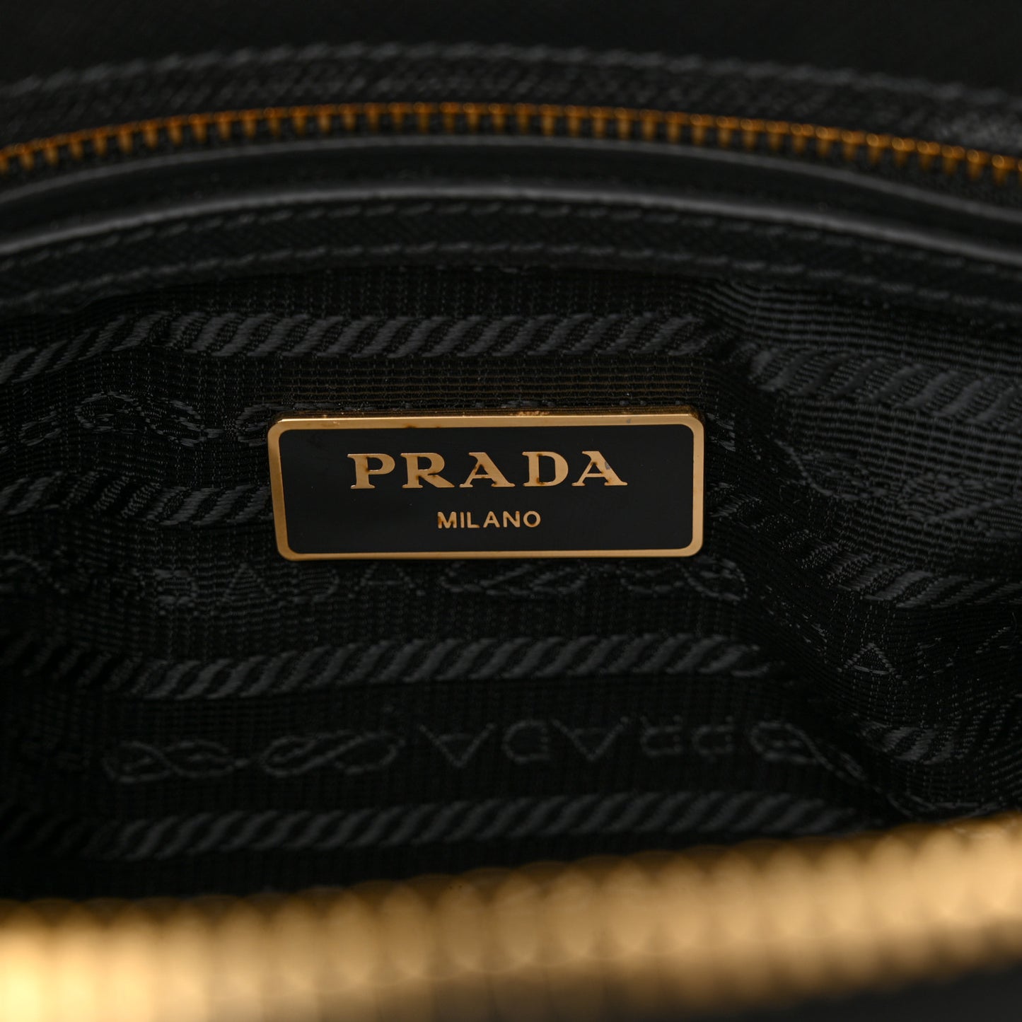 Saffiano Lux Small Promenade Tote Black