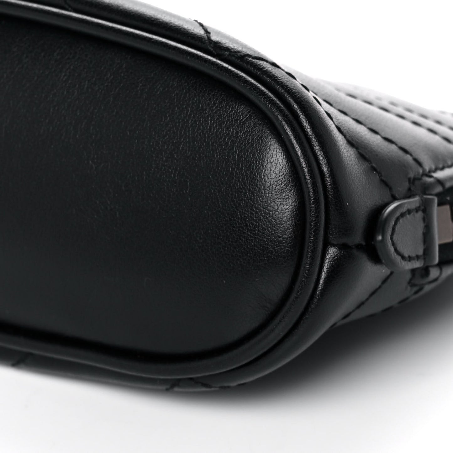 Calfskin Matelasse GG Marmont Pouch Cosmetic Case Black
