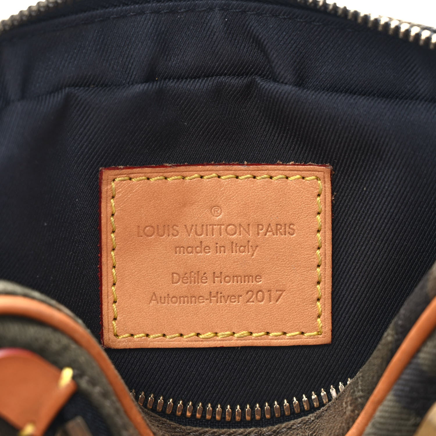 Louis Vuitton X SUPREME Canvas Camouflage Bumbag 6 of 11