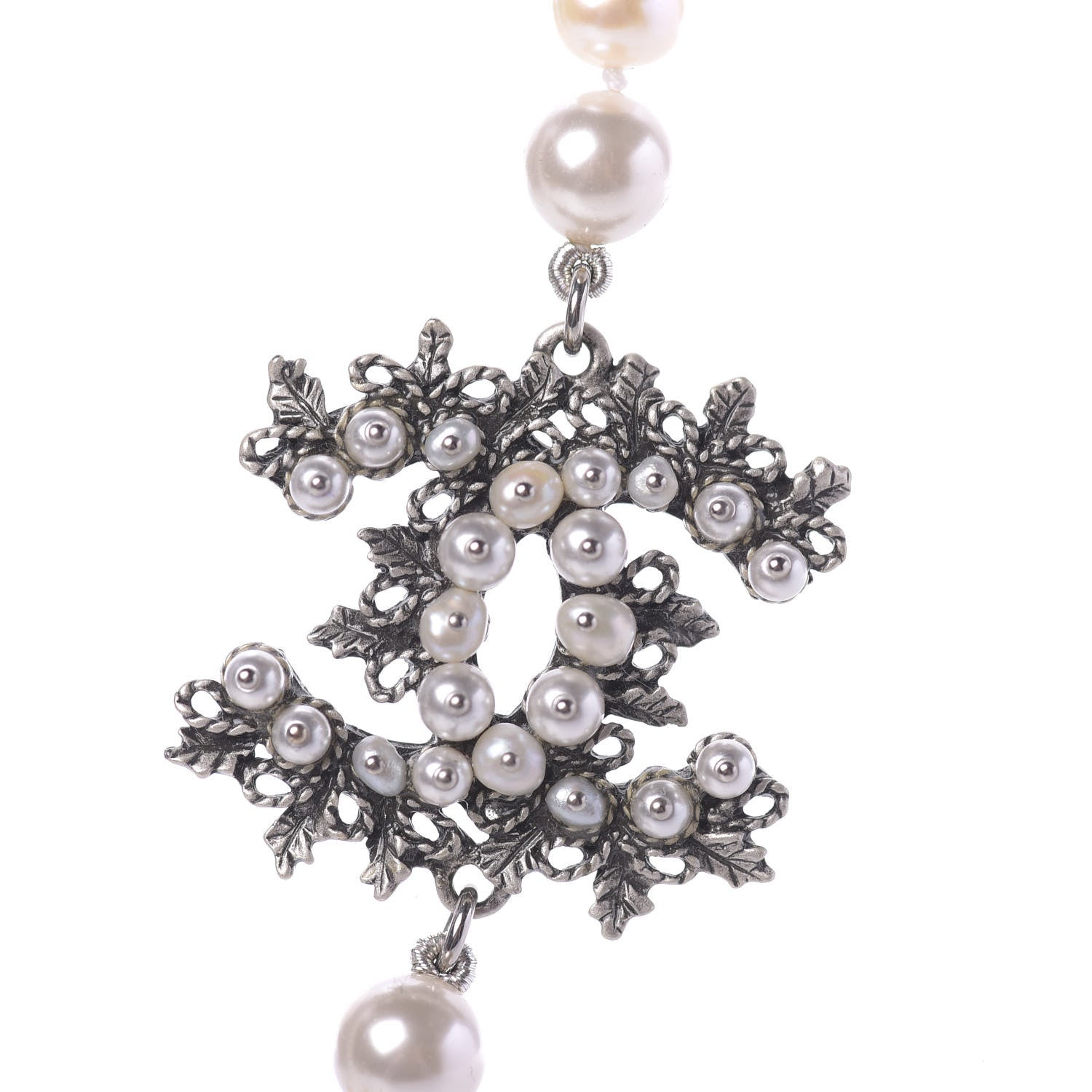 Chanel Pearl CC Short Necklace Silver 2 of 7